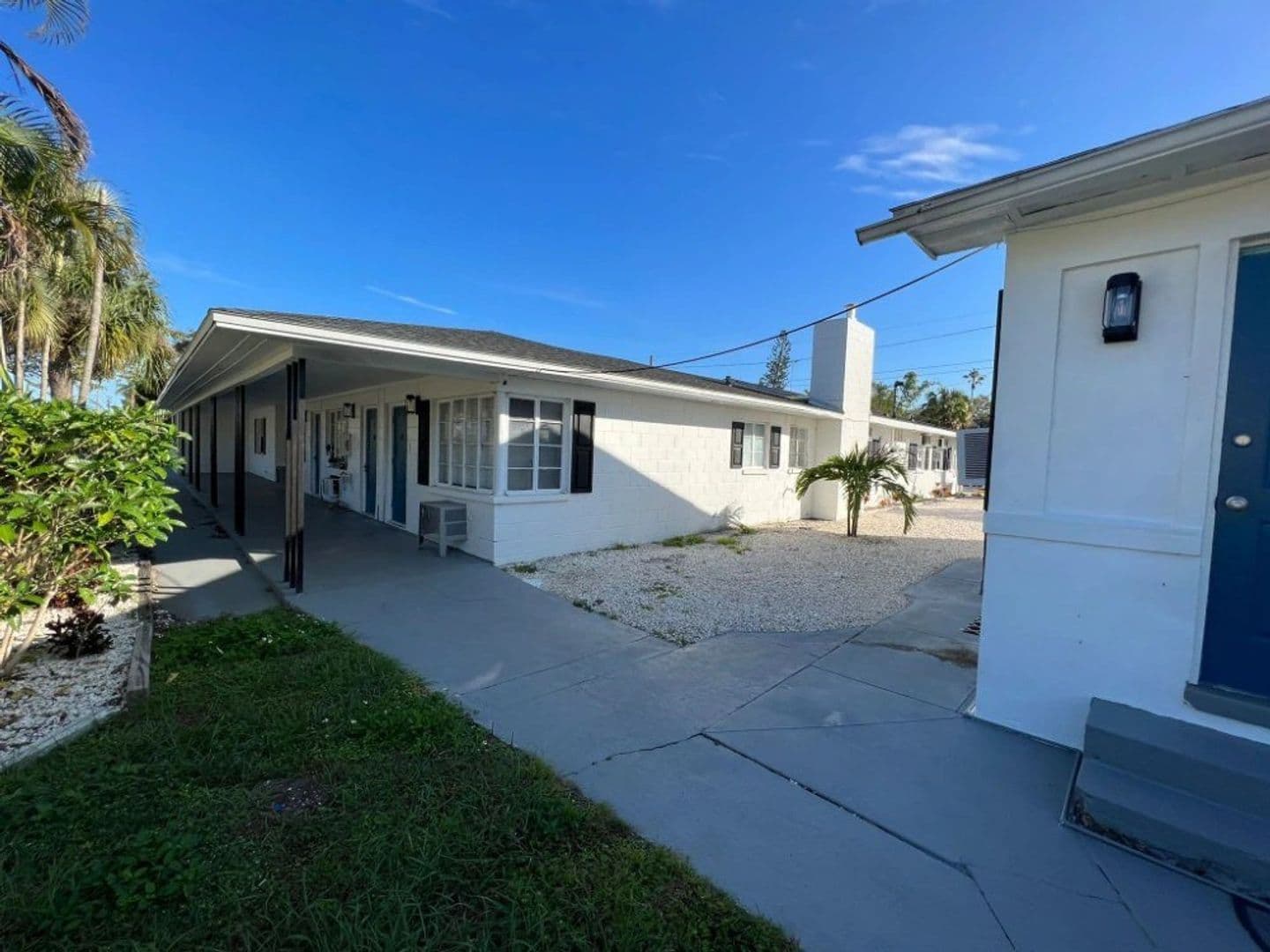 St. Petersburg Apartment: 2410 4th Street S