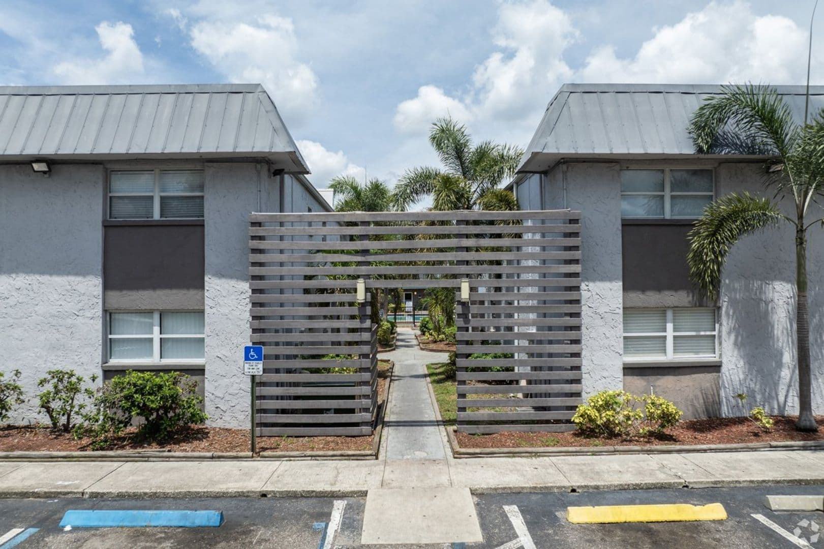 Tampa Apartment: 1426
