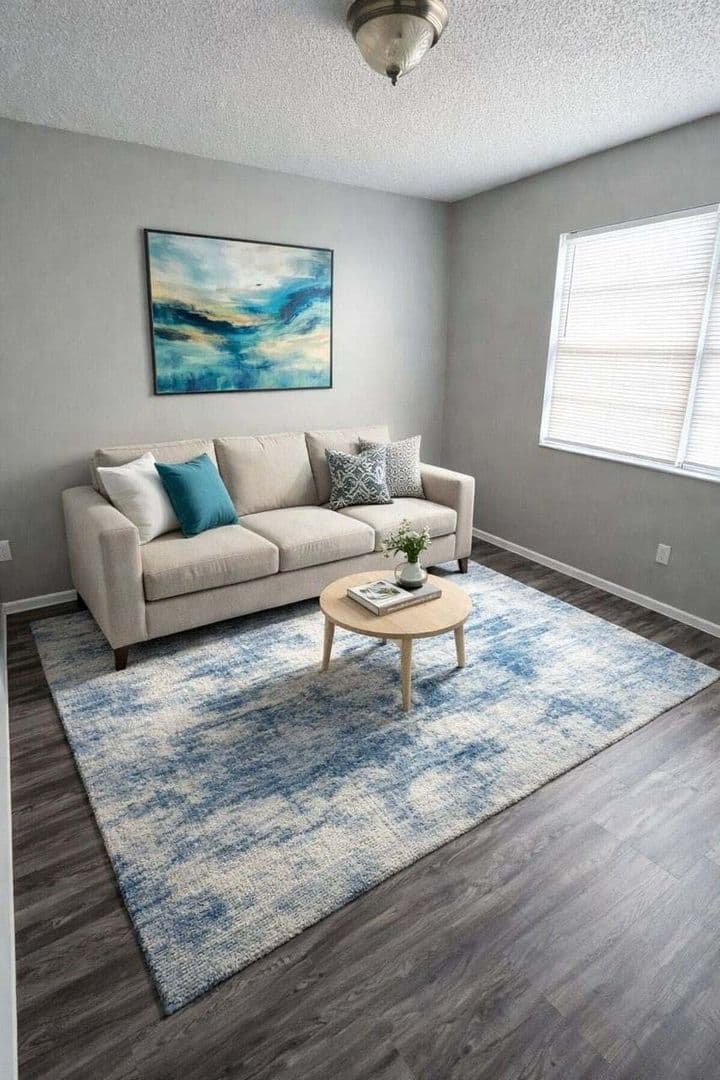 Tampa Apartment: 1500 E Humphrey St