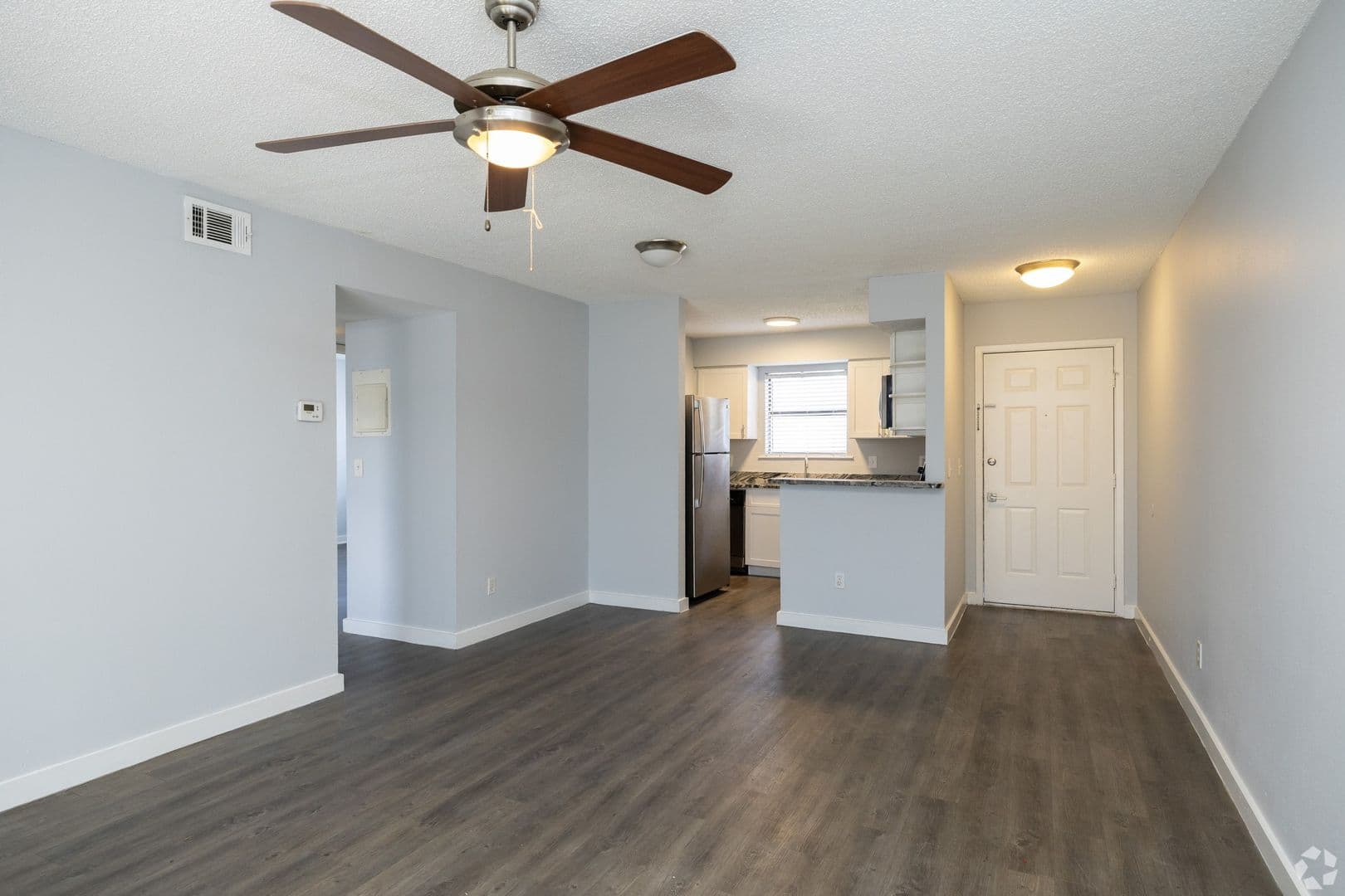 Tampa Apartment: 742 Palm Bay Dr.