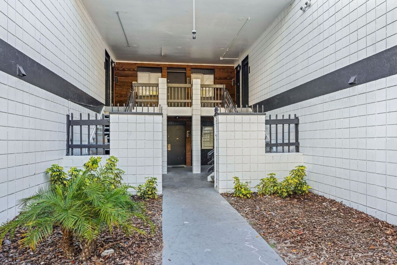 Tampa Apartment: 13710 N 19TH ST