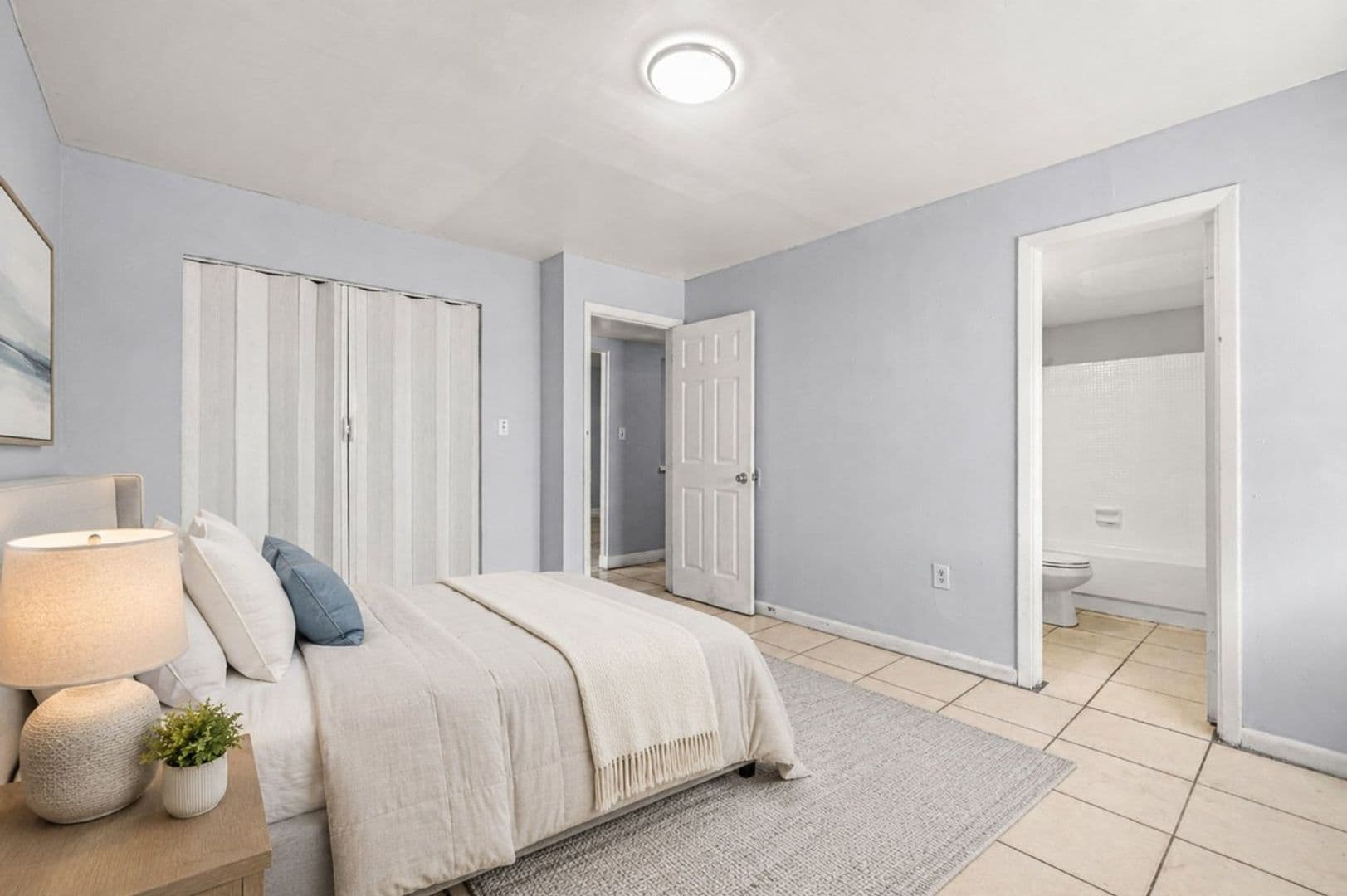 Tampa Apartment: 13710 N 19TH ST