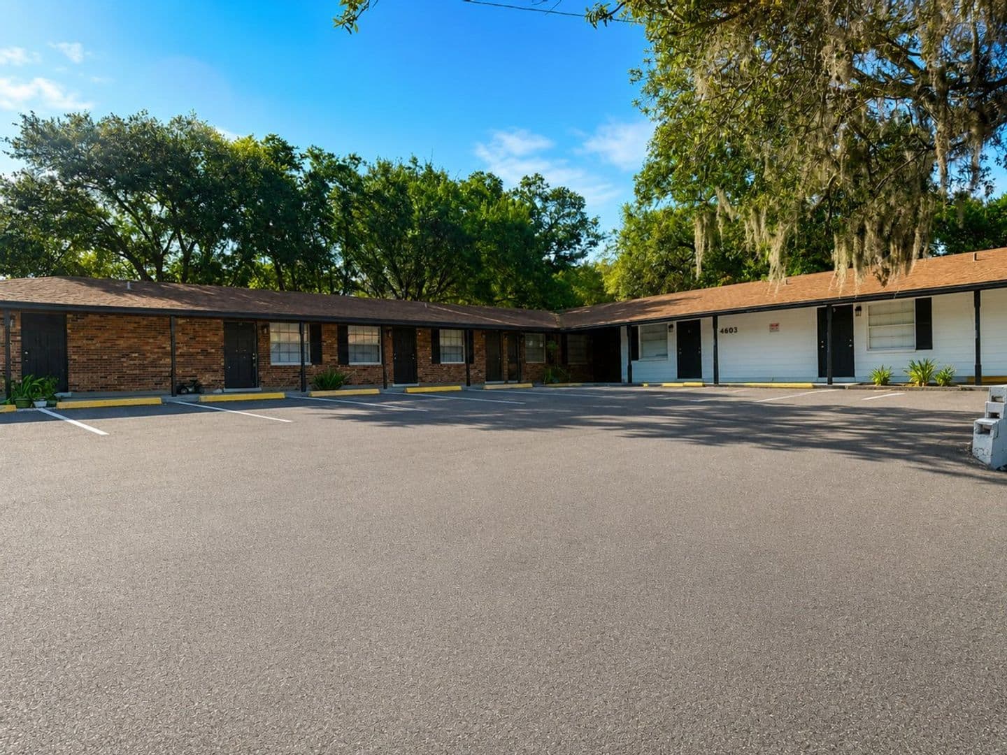 Tampa Apartment: 4705 E CITRUS Circle