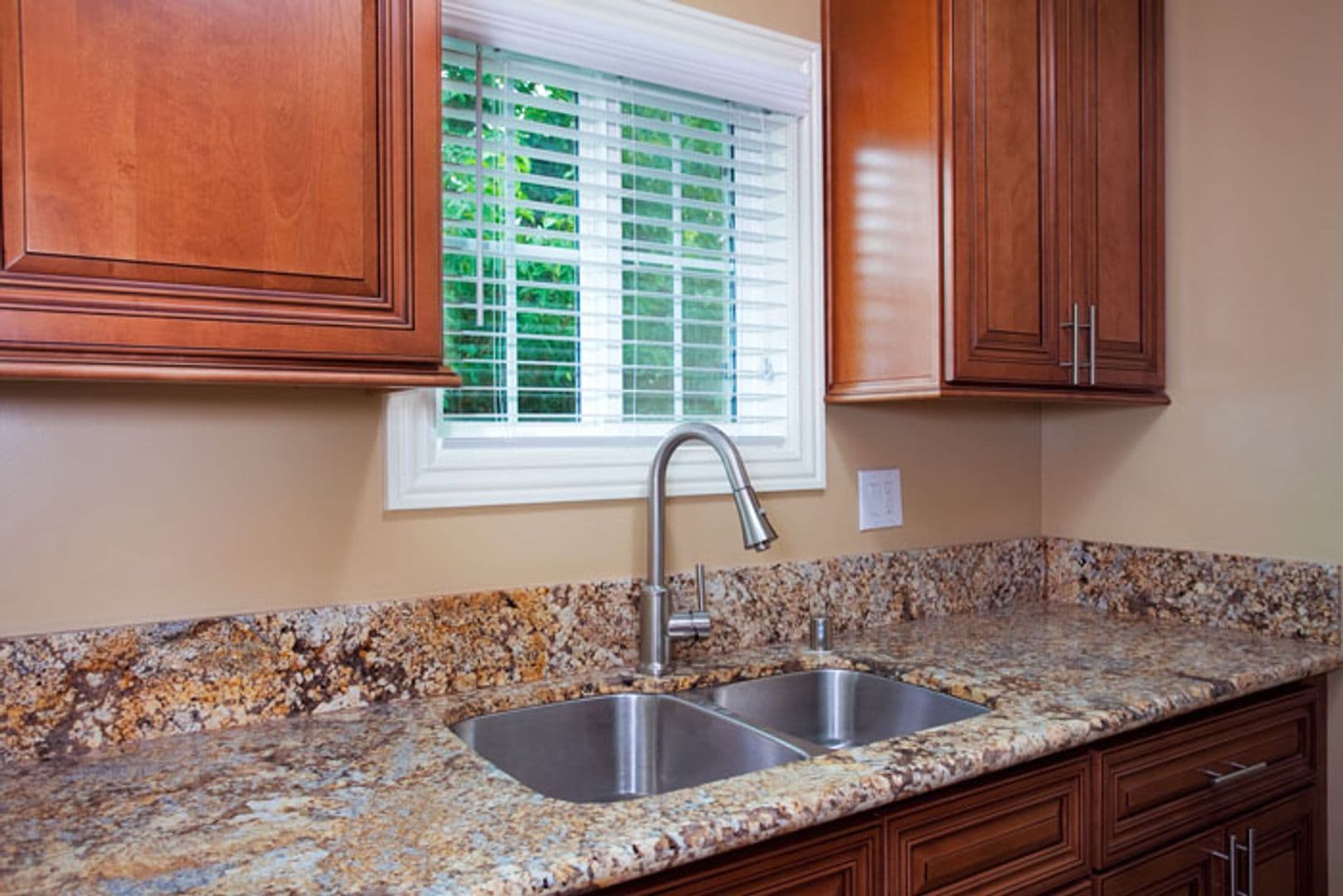 Monrovia Apartment: 415 E. Foothill Blvd.