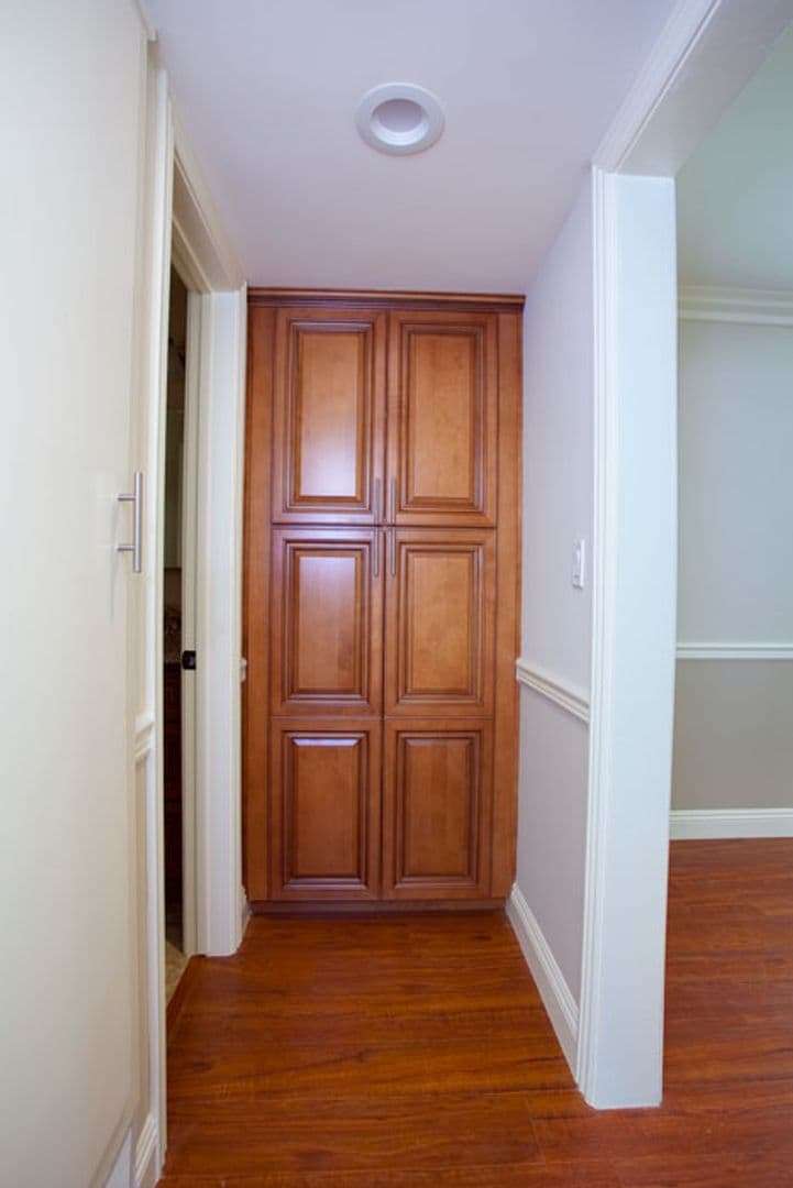 Monrovia Apartment: 415 E. Foothill Blvd.