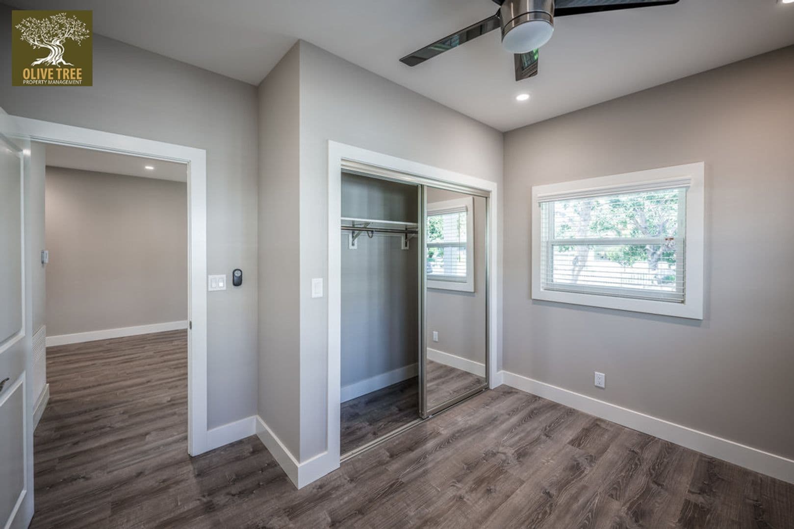 Monrovia Apartment: 160-164 N. Myrtle Ave