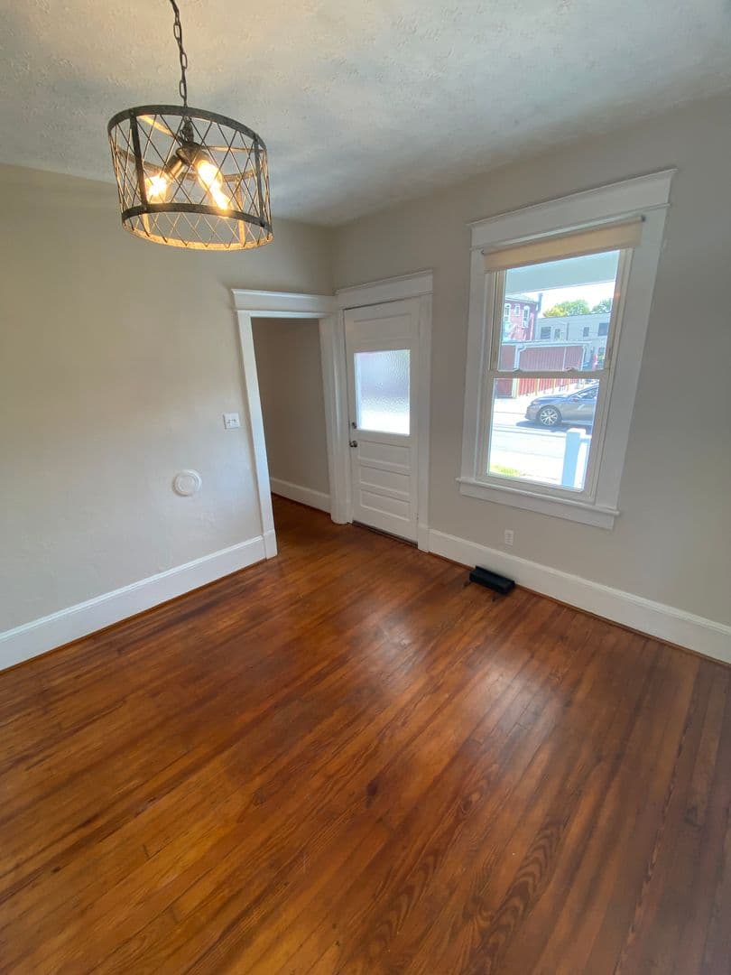 Culpeper House: 306 S. East Street