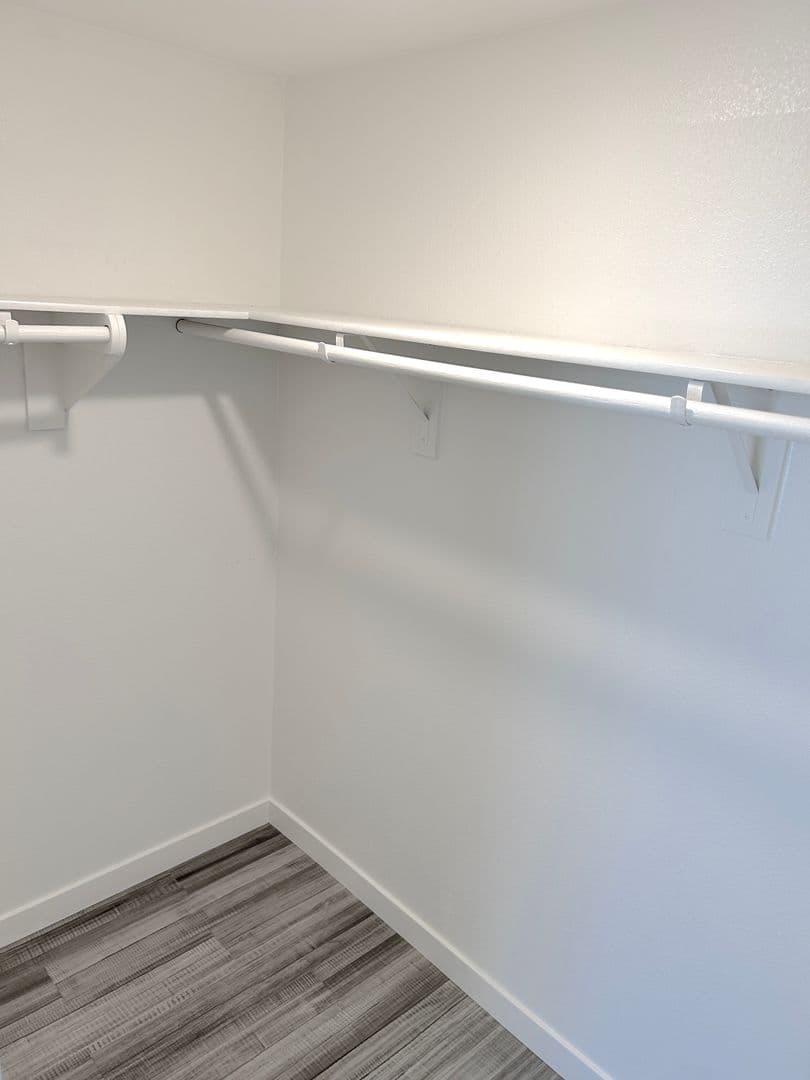 Los Angeles Apartment: 706 N Alvarado Street