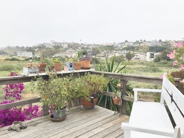 Playa Del Rey Apartment: 6603 Vista Del Mar