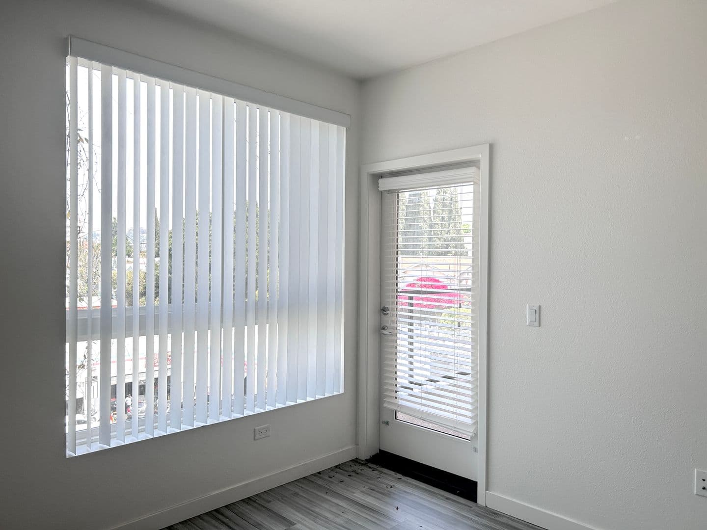 Los Angeles Apartment: 706 N Alvarado Street