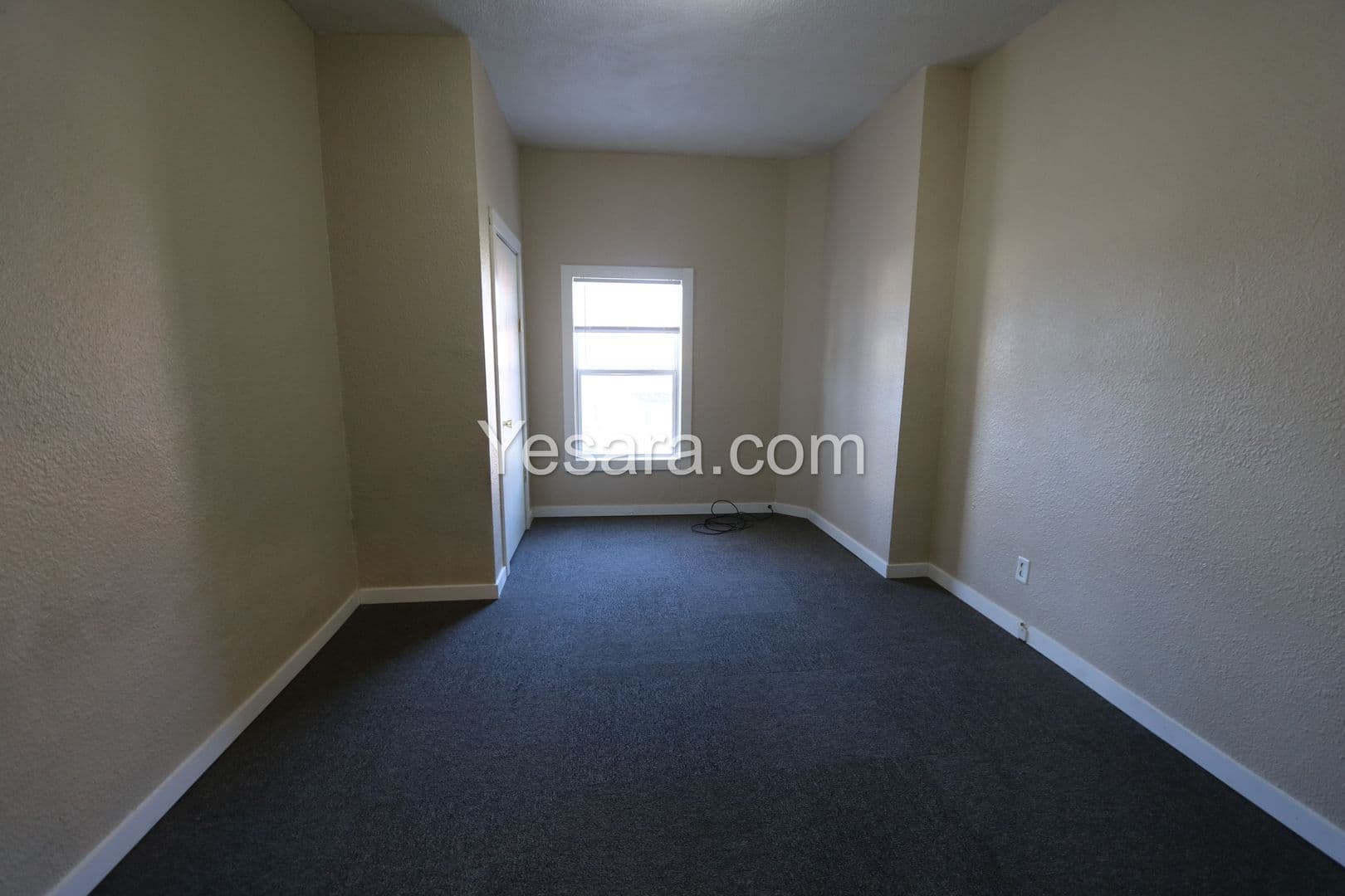 Burlington Apartment: 1409 Jefferson