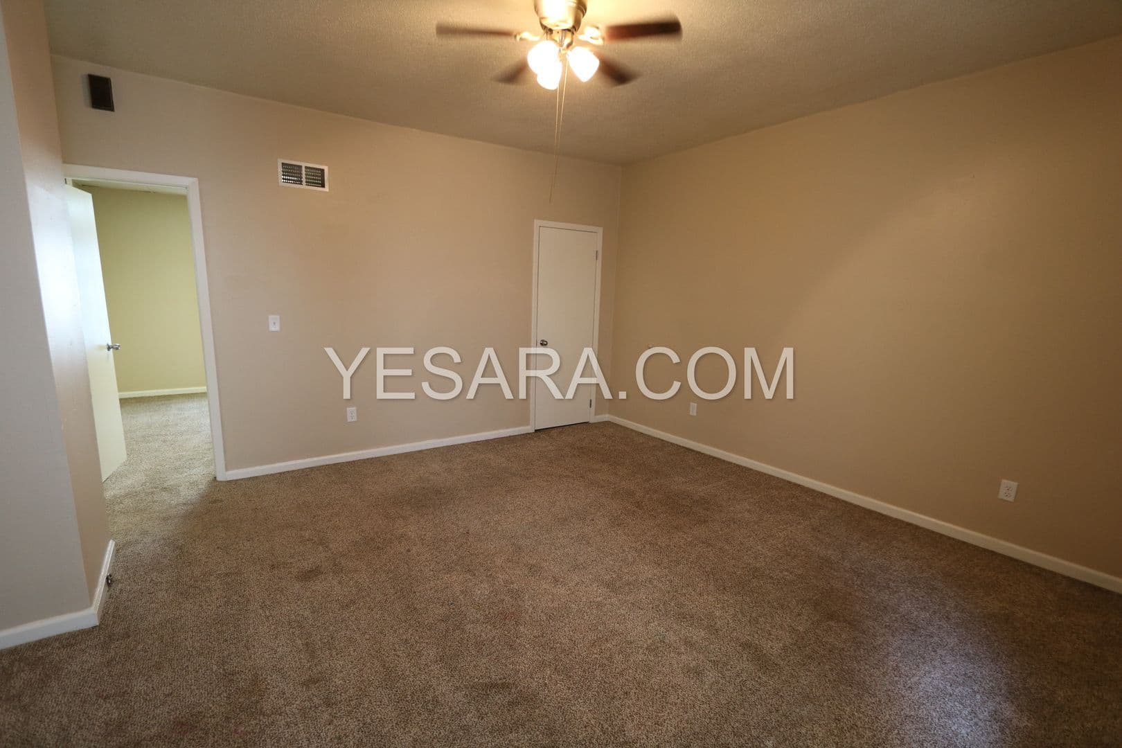 Burlington Apartment: 1021 N 6th St