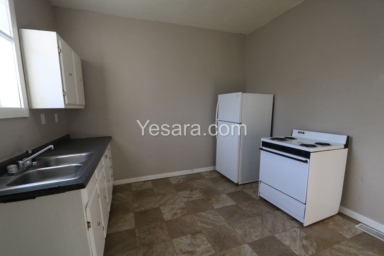 Burlington Apartment: 1409 Jefferson