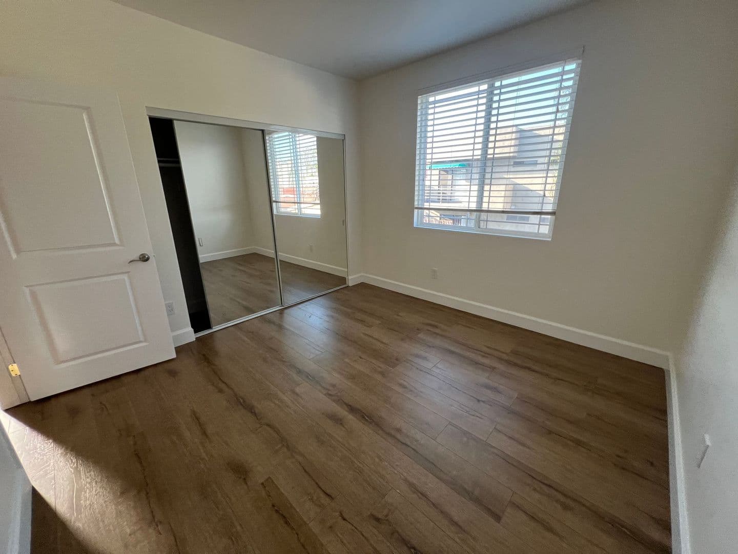 Los Angeles Apartment: 1115 S. New Hampshire Ave