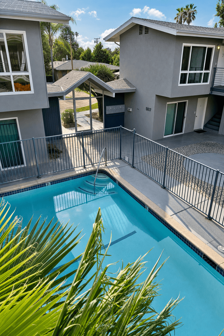 Sherman Oaks Apartment: 5017-5021 Buffalo Ave