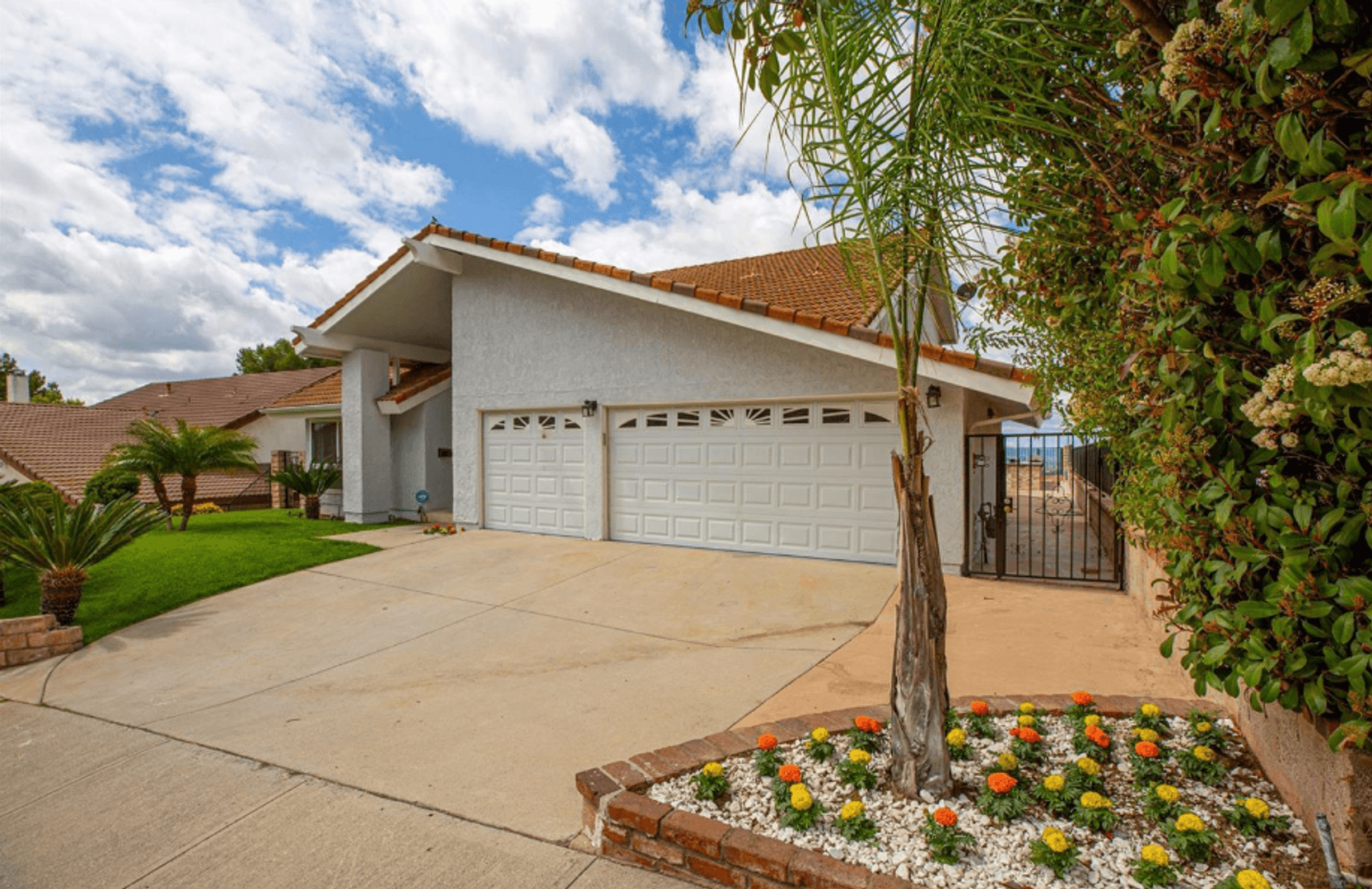 Burbank House: 2735 Joaquin Dr.