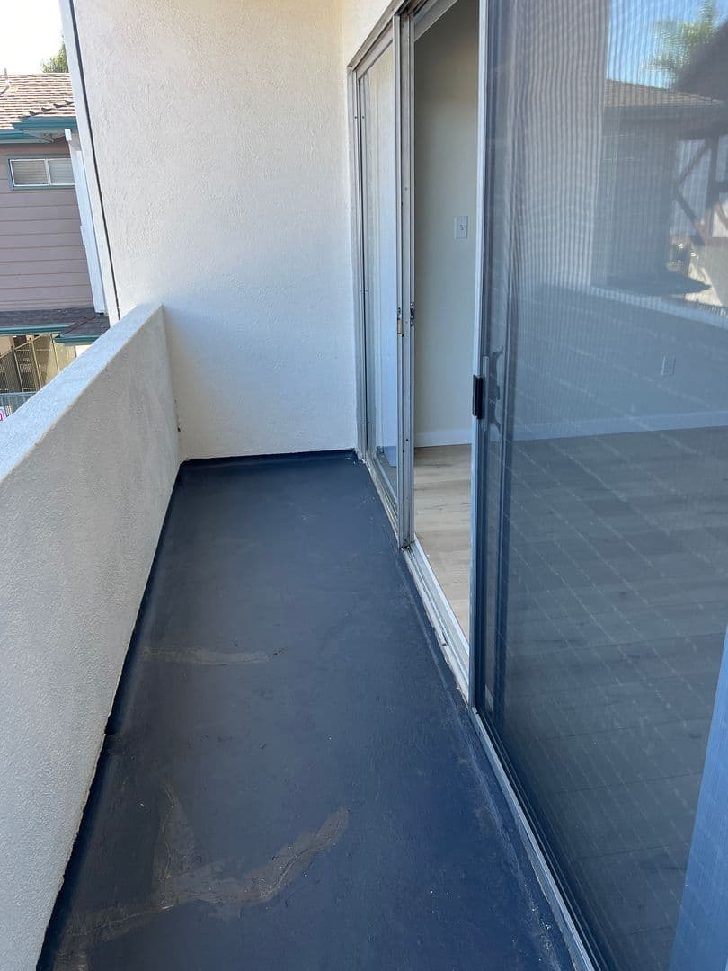 Northridge Apartment: 18561 Prairie St