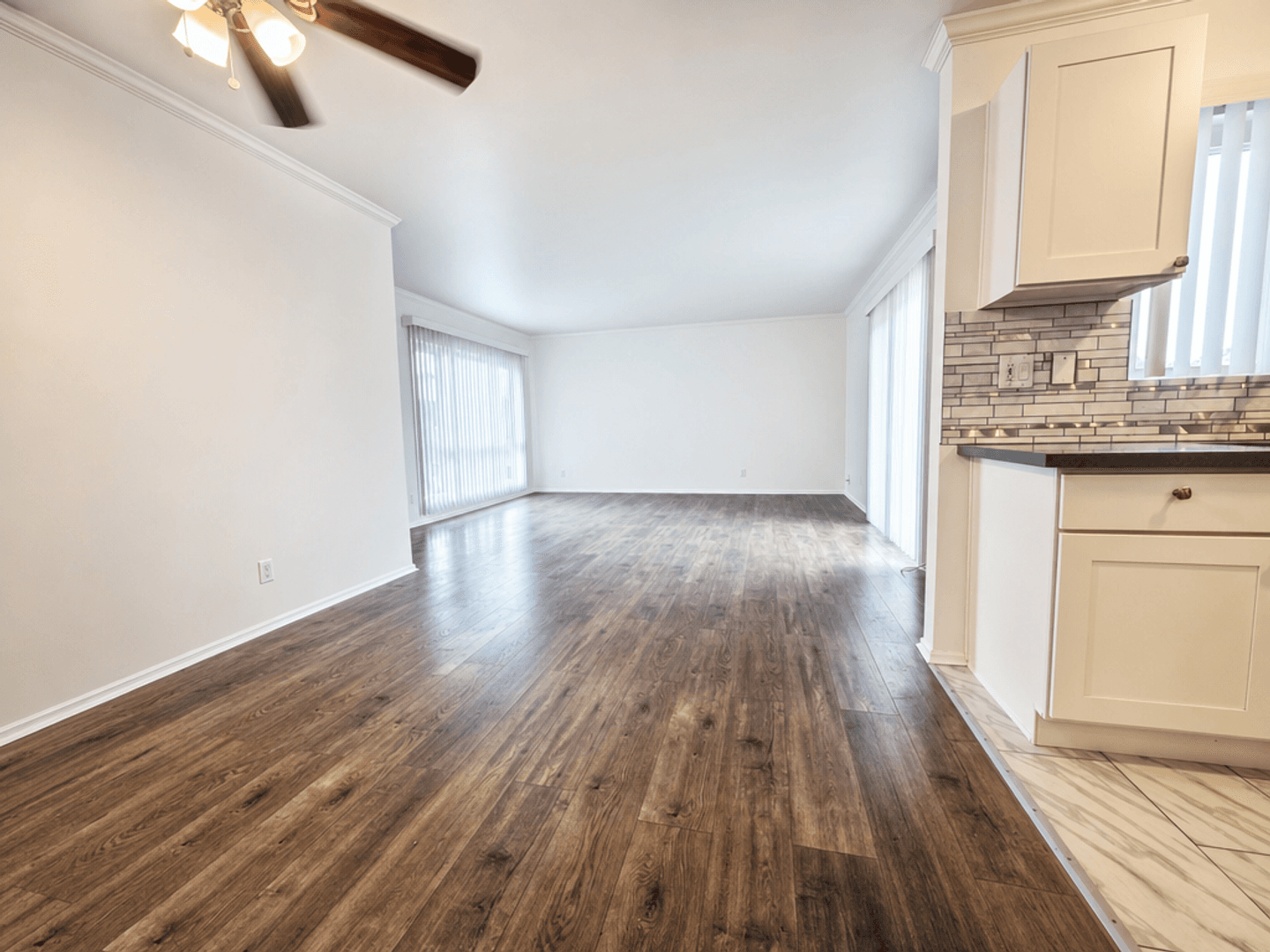 Sherman Oaks Apartment: 5017-5021 Buffalo Ave