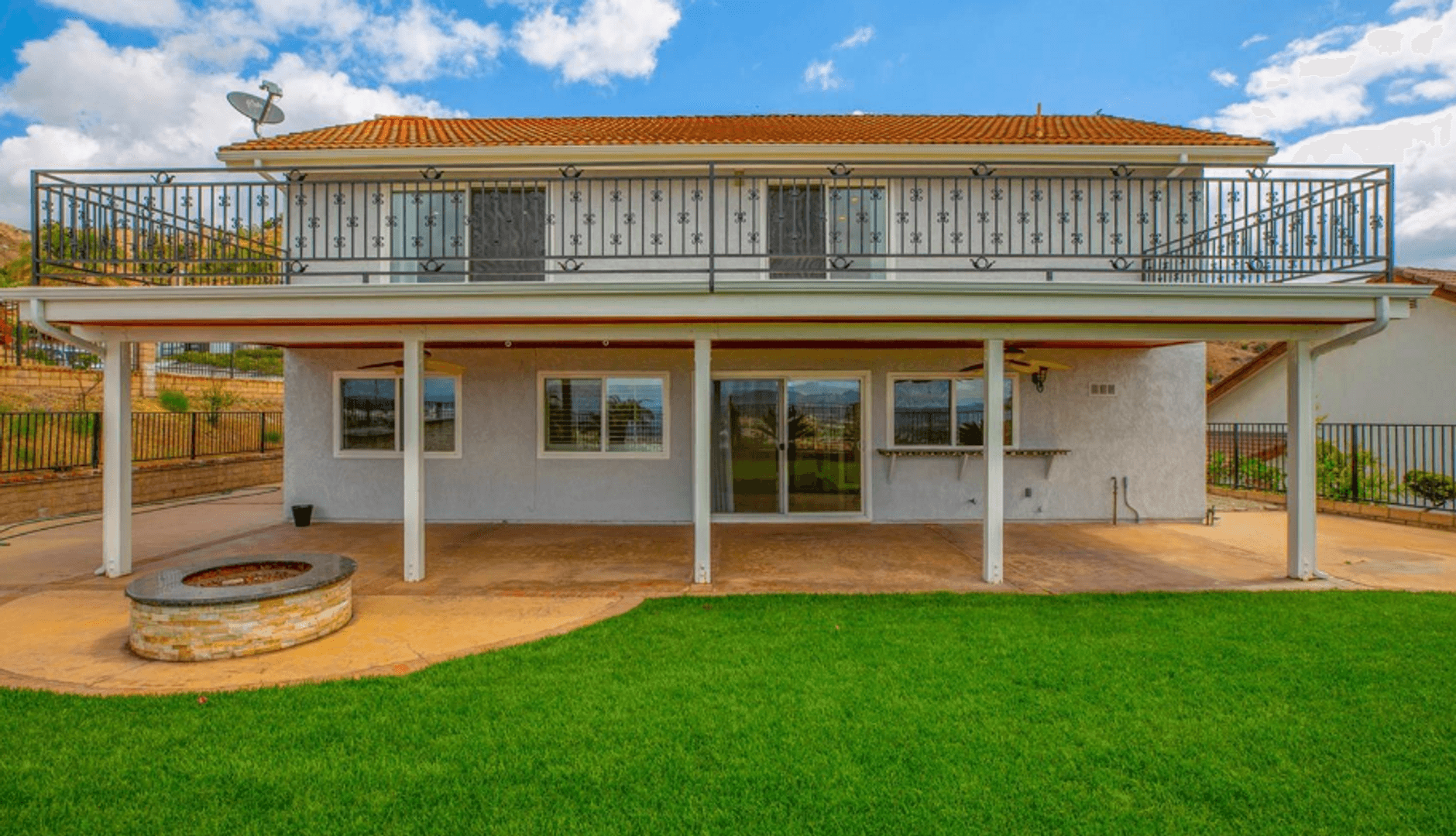 Burbank House: 2735 Joaquin Dr.