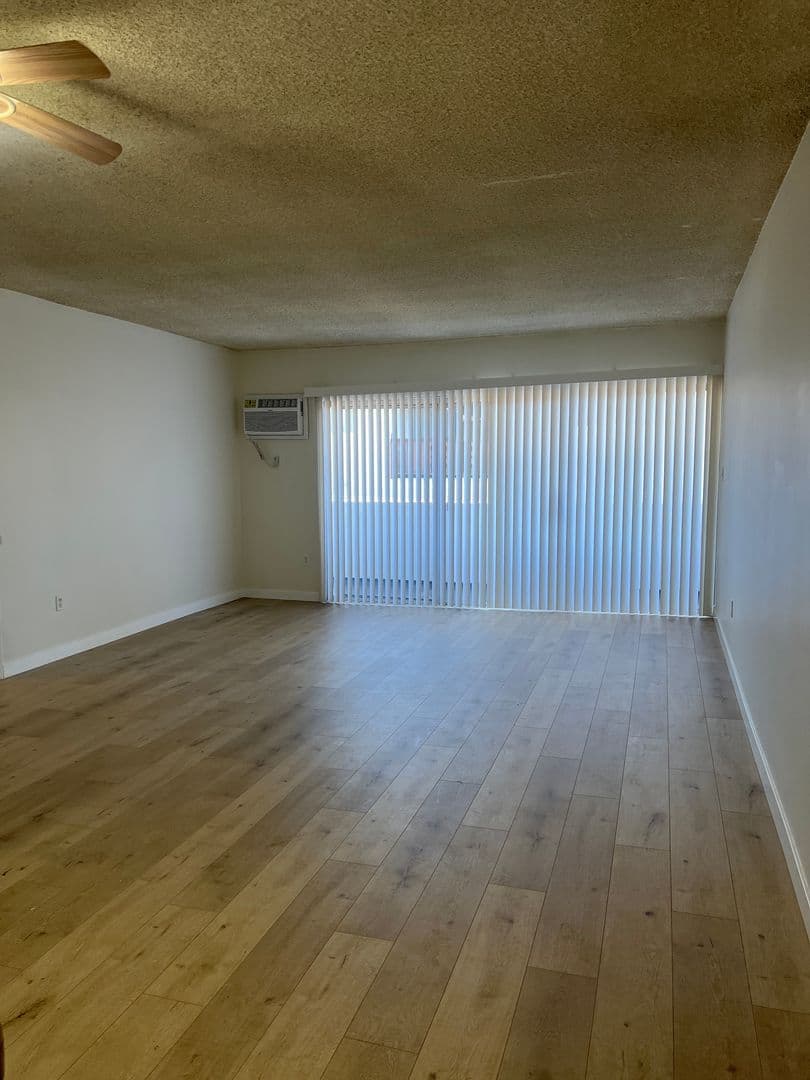 Northridge Apartment: 18561 Prairie St