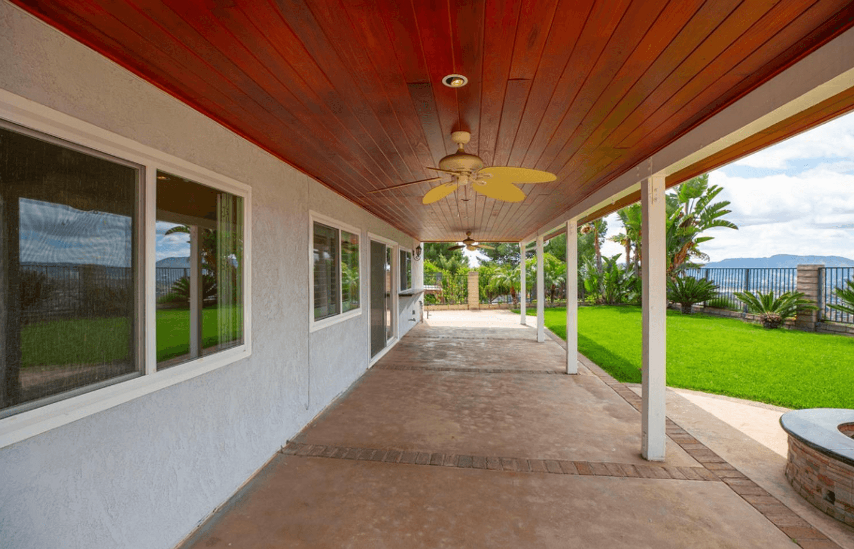 Burbank House: 2735 Joaquin Dr.