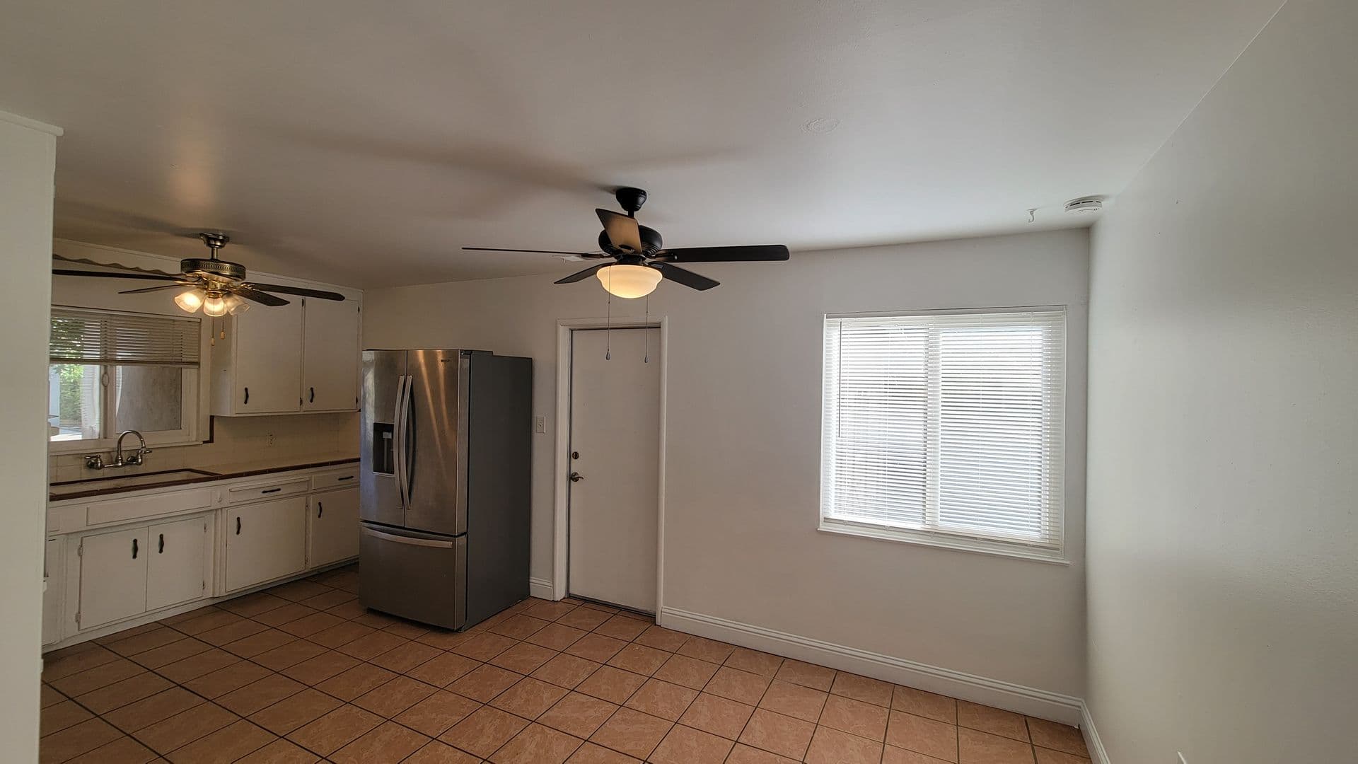 Modesto House: 1422 Kingsbury Avenue