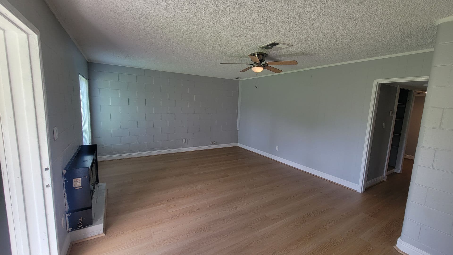 Modesto House: 2321 Dora Street