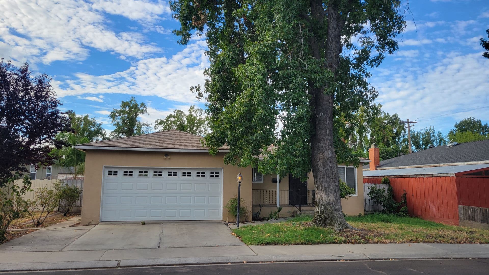 Modesto House: 1422 Kingsbury Avenue