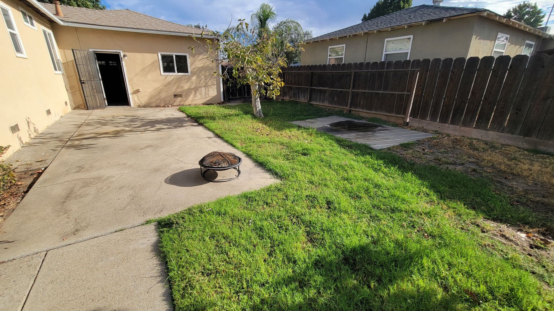 Modesto House: 1422 Kingsbury Avenue