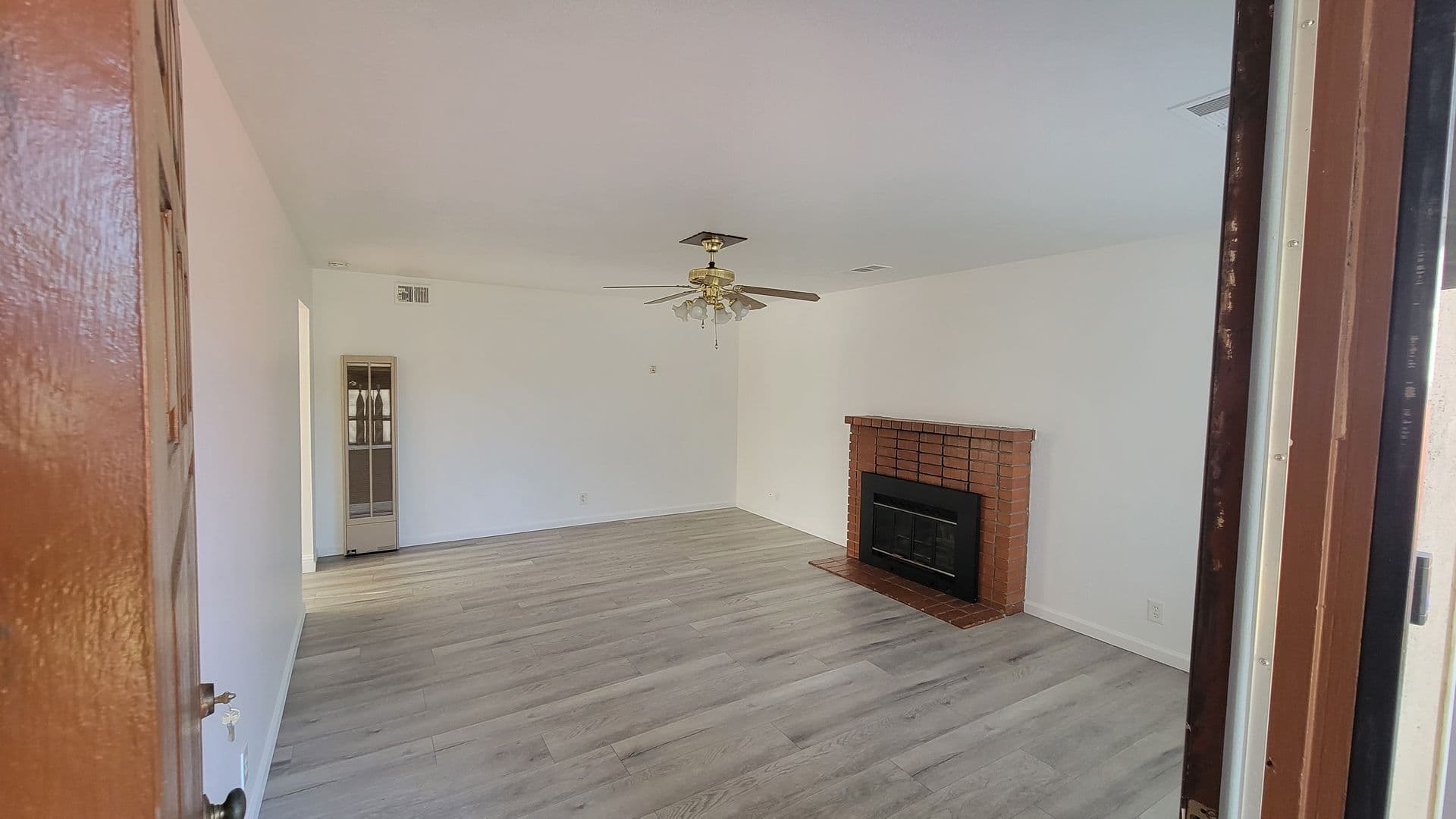 Modesto House: 1422 Kingsbury Avenue