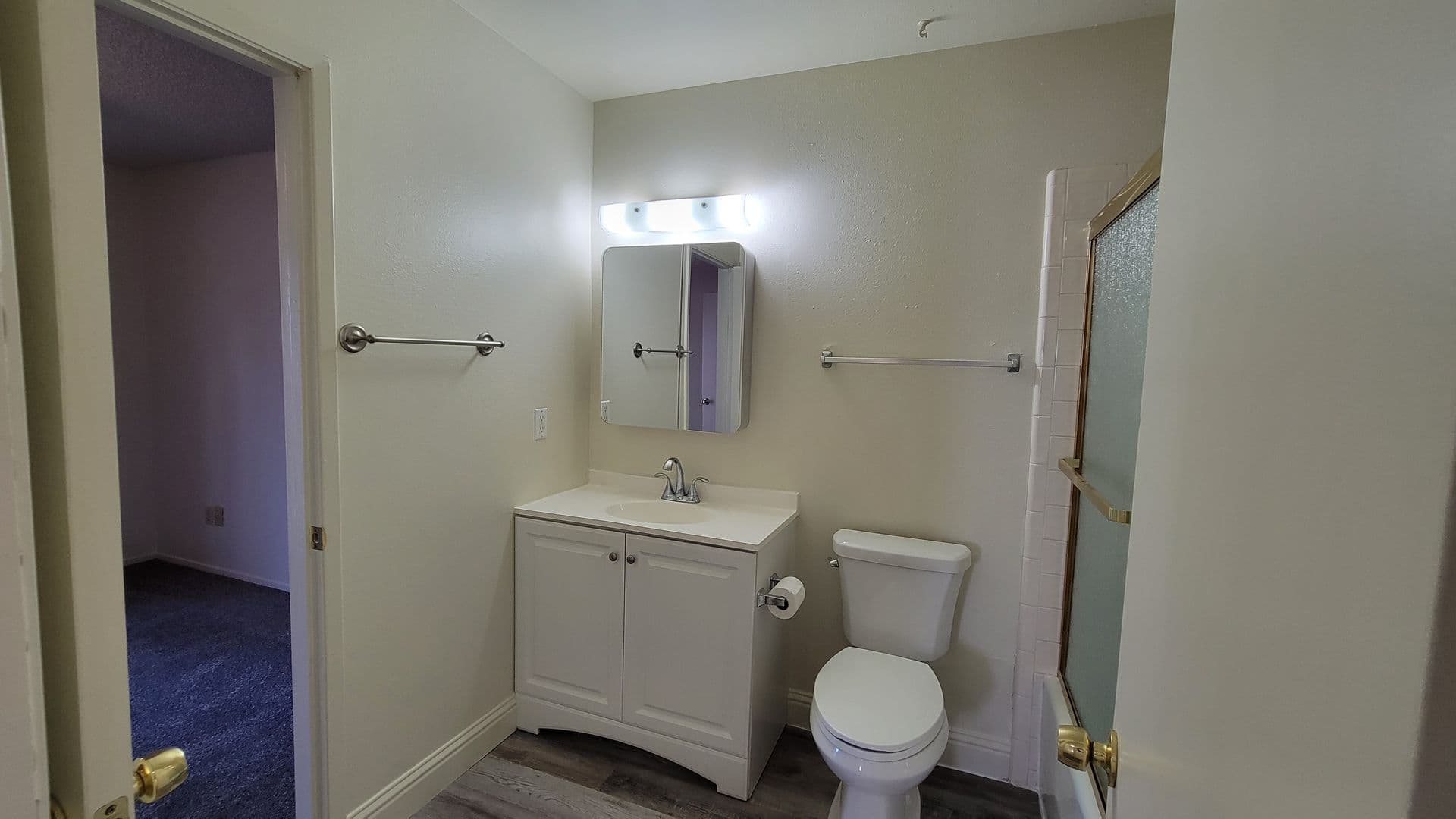 Modesto Multiplex: 1801 Kruger Drive