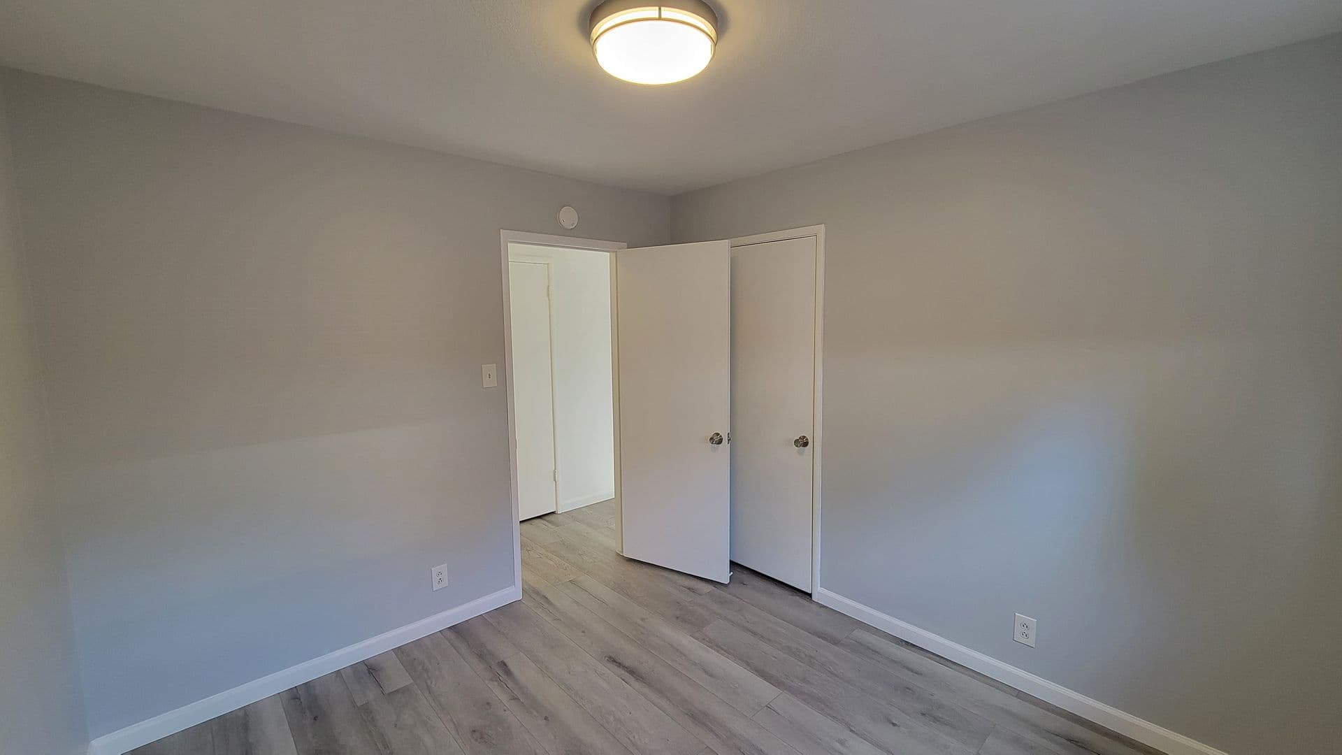 Modesto House: 1422 Kingsbury Avenue