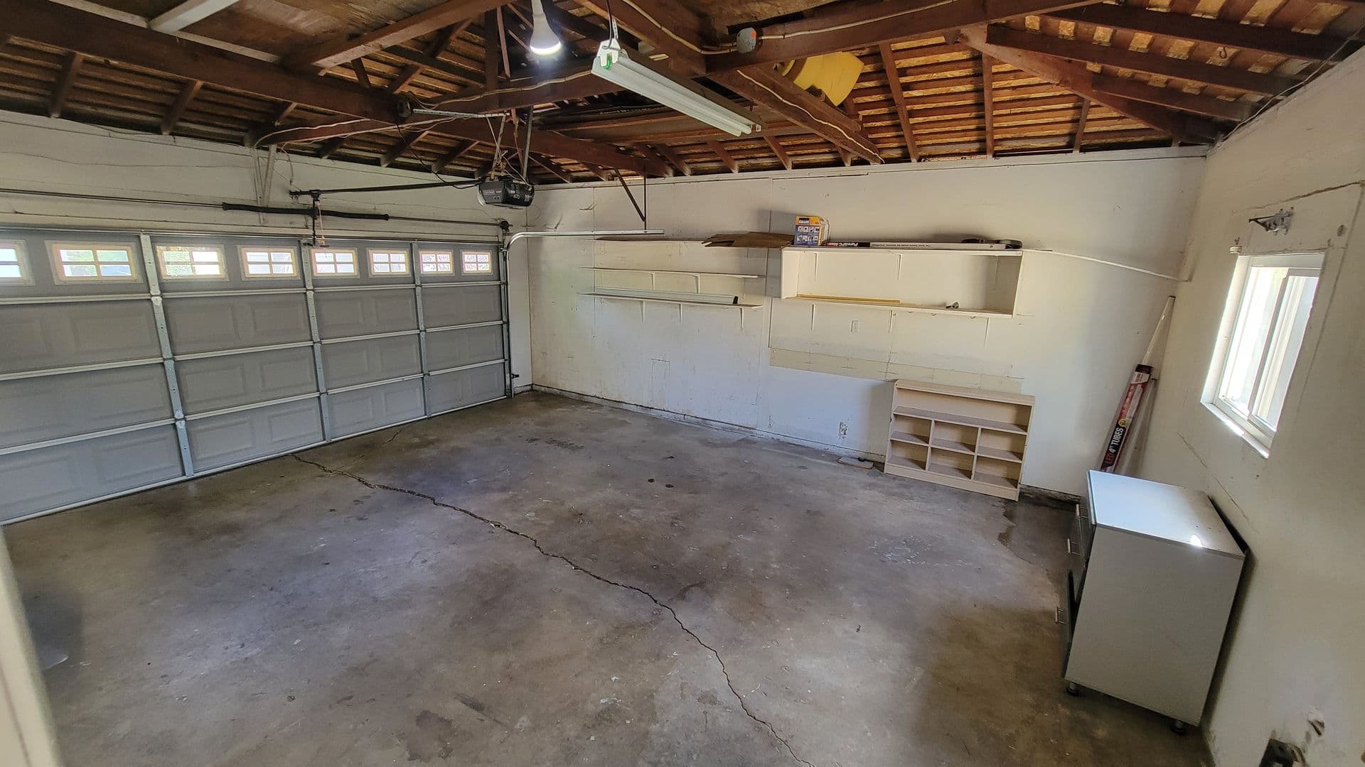 Modesto House: 1422 Kingsbury Avenue