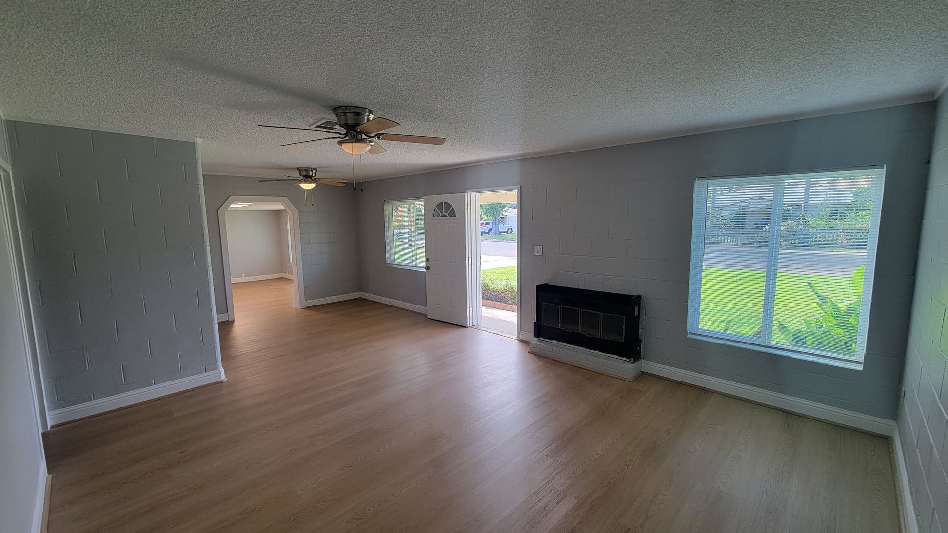 Modesto House: 2321 Dora Street