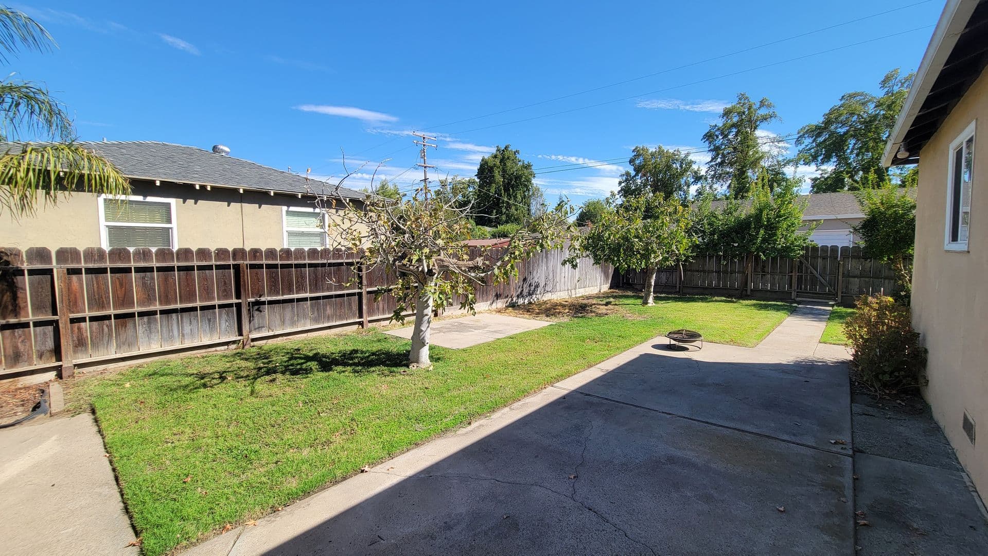 Modesto House: 1422 Kingsbury Avenue