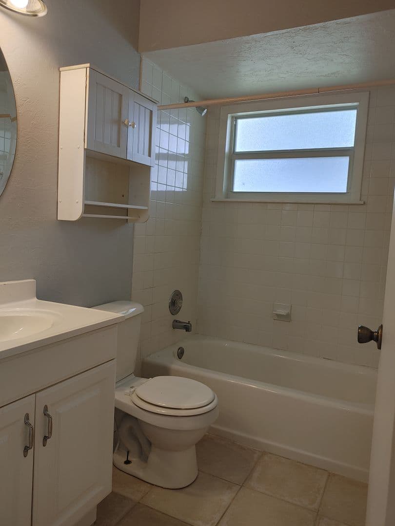 North Port House: 6498 Fabian Road,