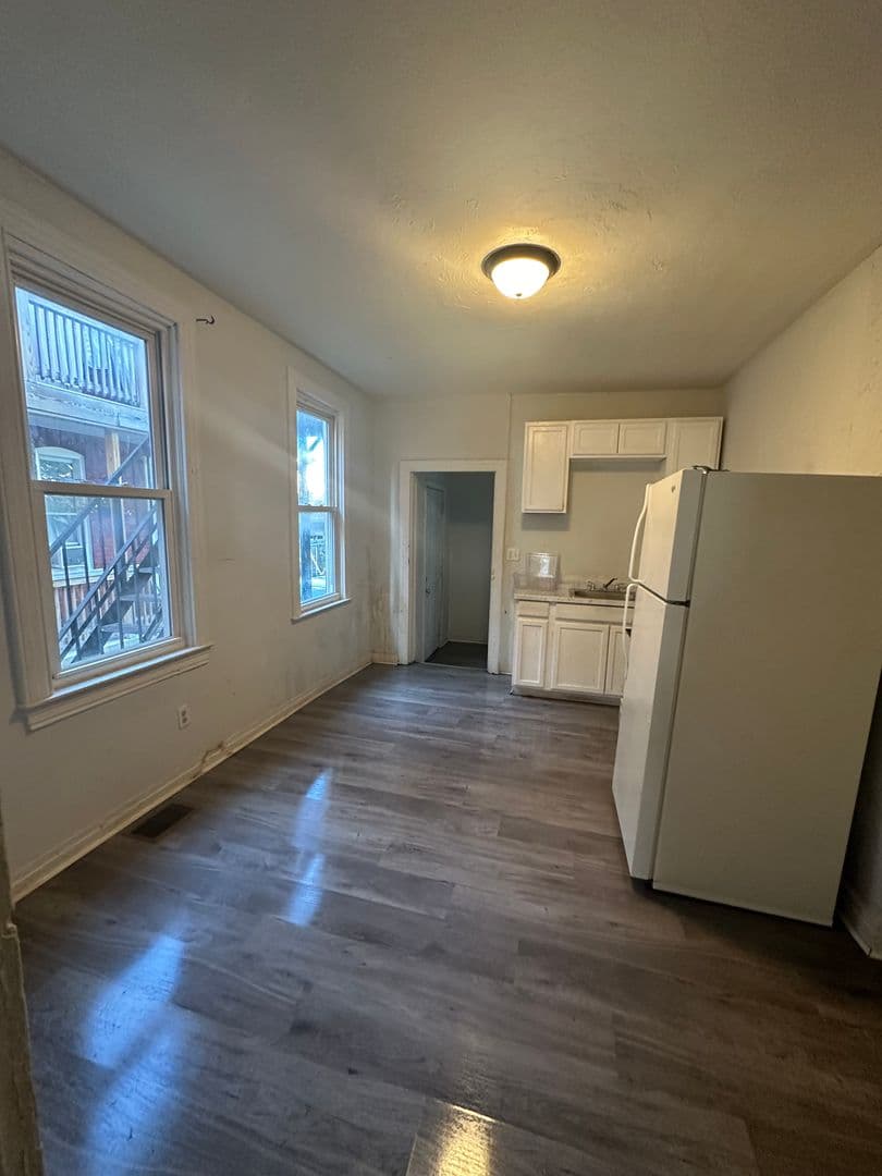 York Apartment: 115 N Penn Street
