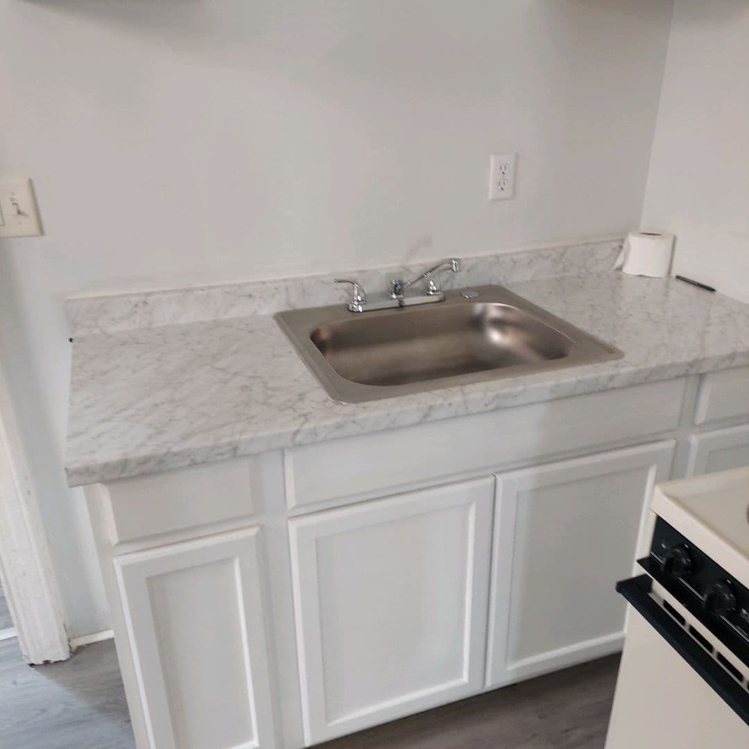 York Apartment: 115 N Penn Street