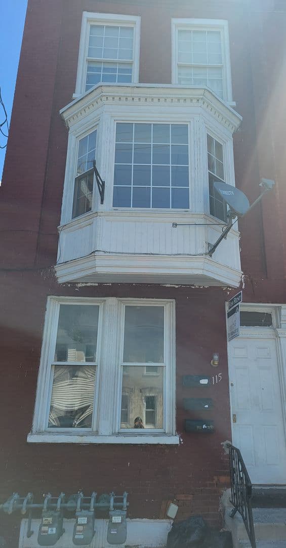 York Apartment: 115 N Penn Street