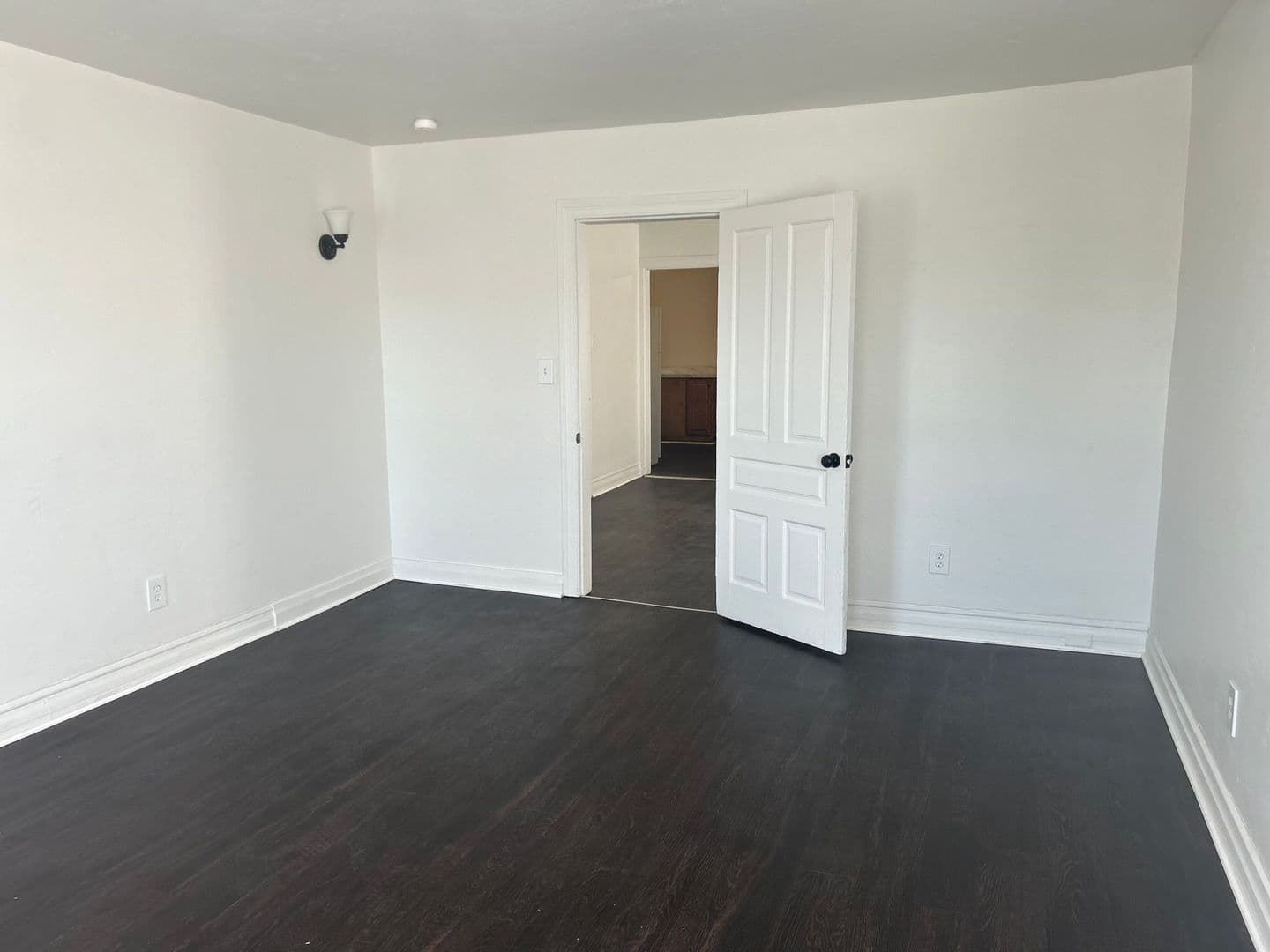 York Apartment: 301 N Queen Street