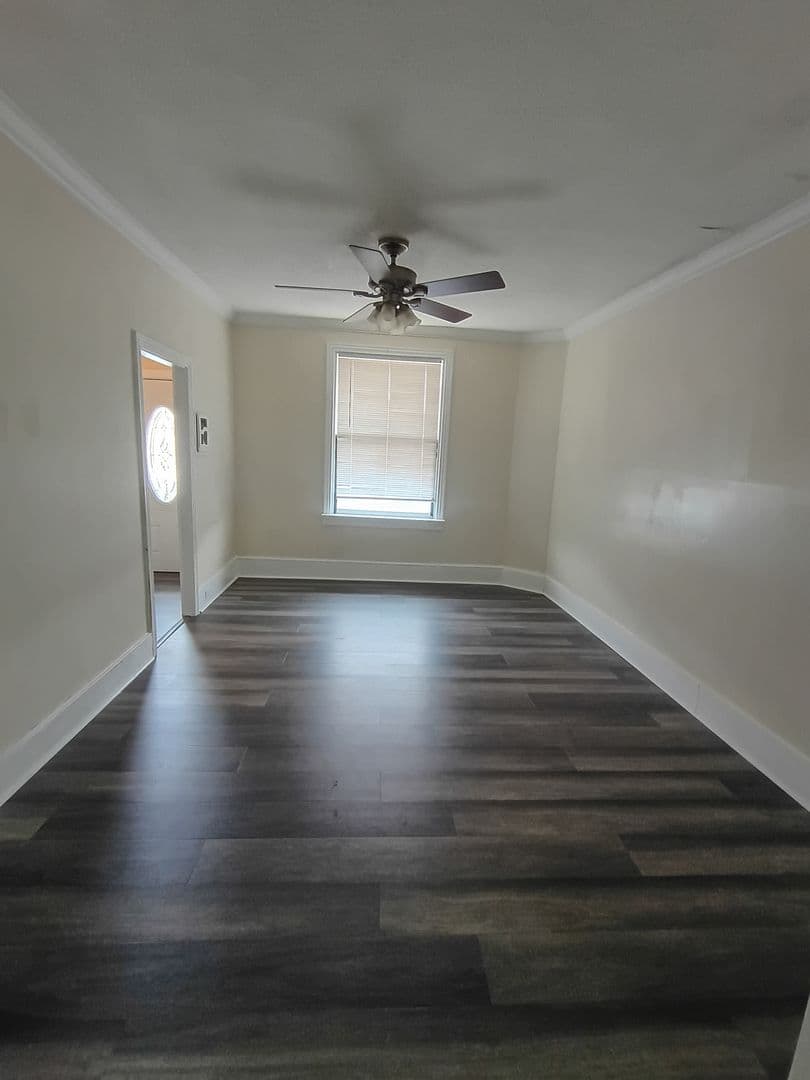Camp Hill House: 211 E. Main Street