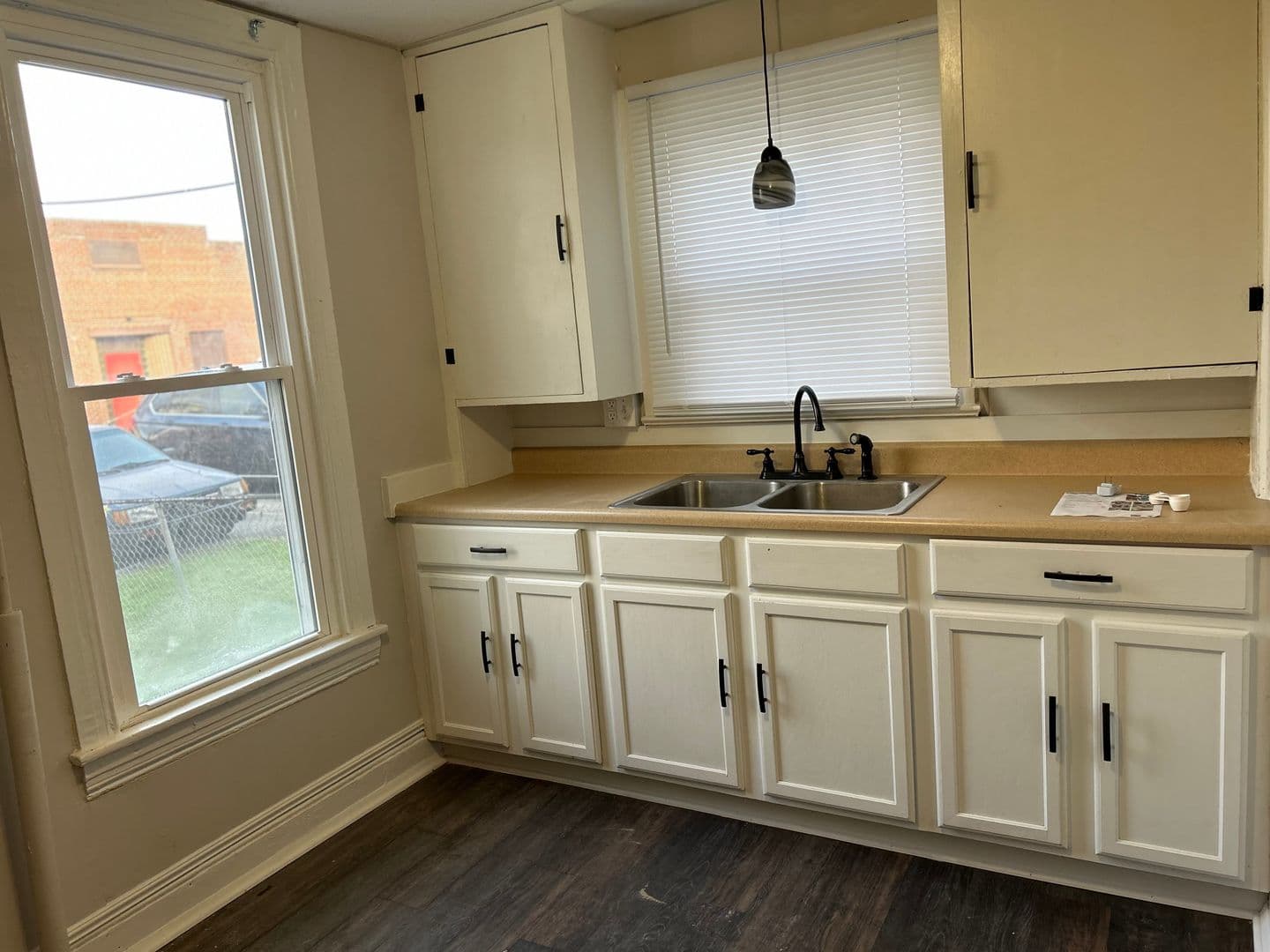 Spring Grove Apartment: 118 S Main Street