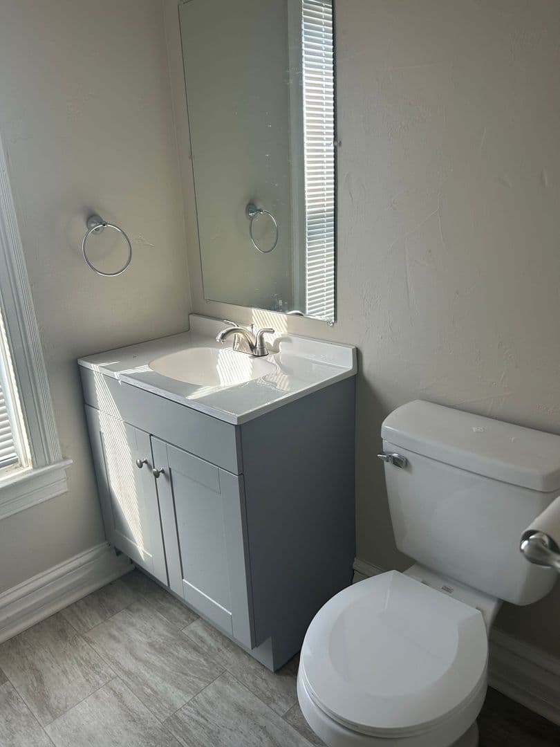 York Apartment: 301 N Queen Street