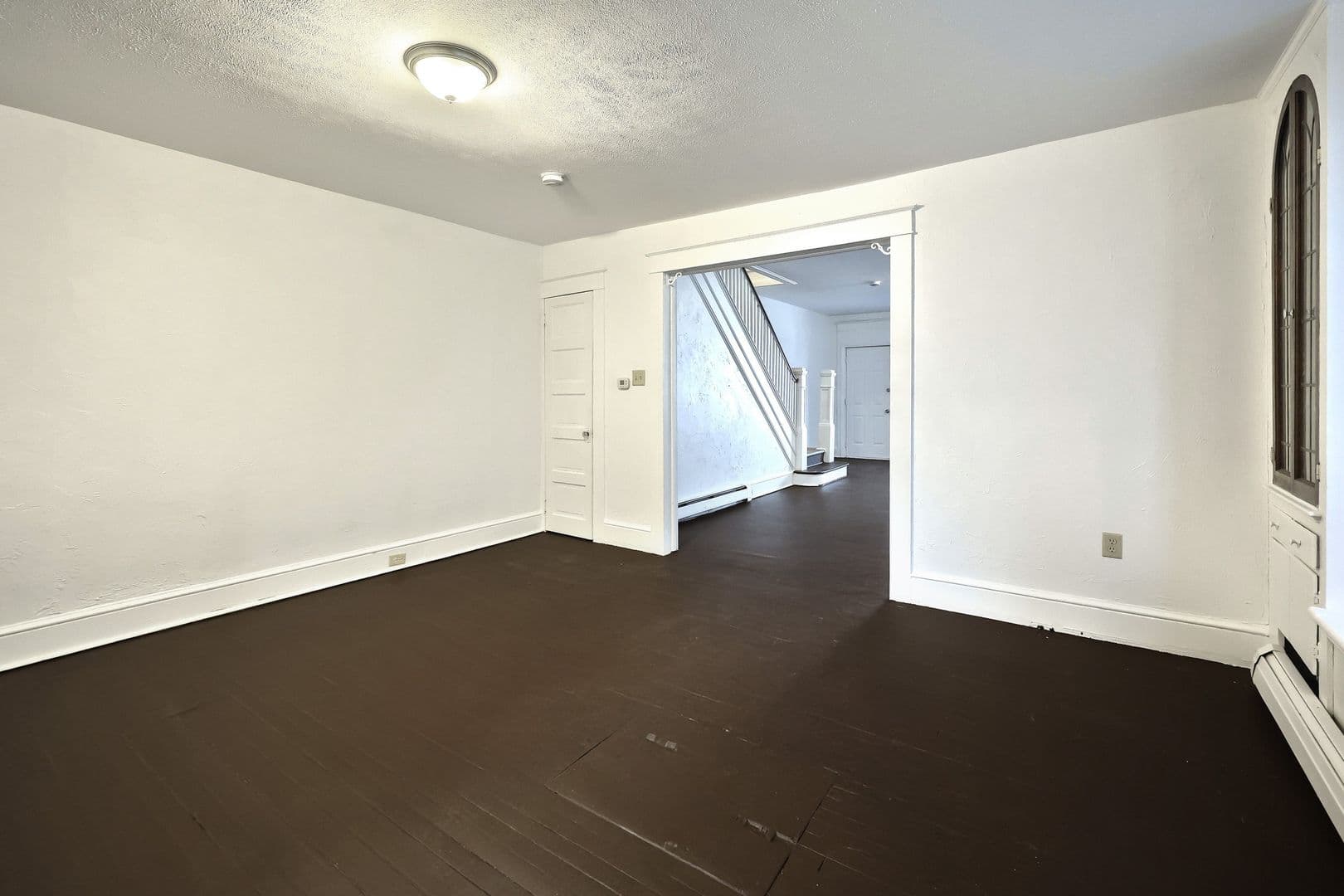 Spring Grove House: 120 S Main Street