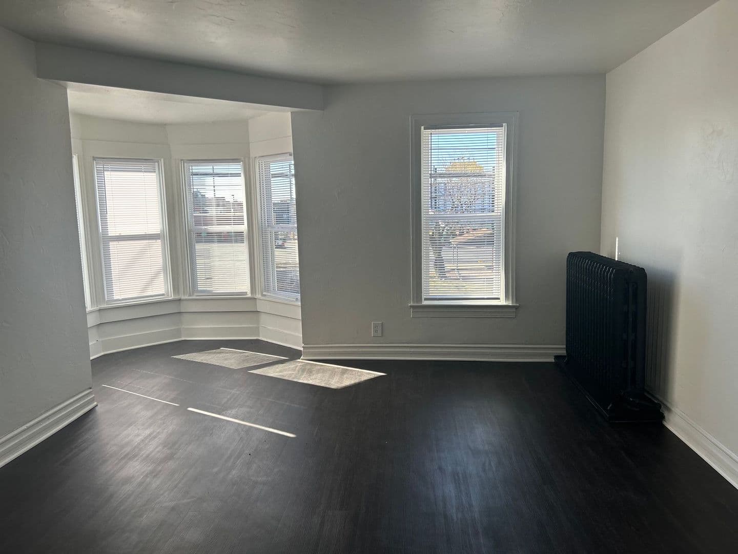 York Apartment: 301 N Queen Street