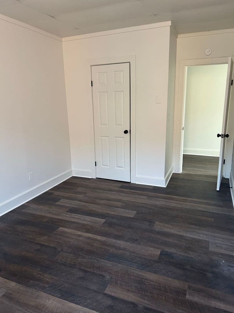 Newport Apartment: 112-114 Market Street