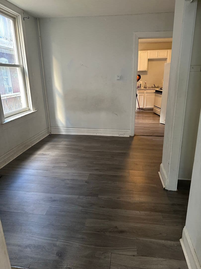 York Apartment: 115 N Penn Street