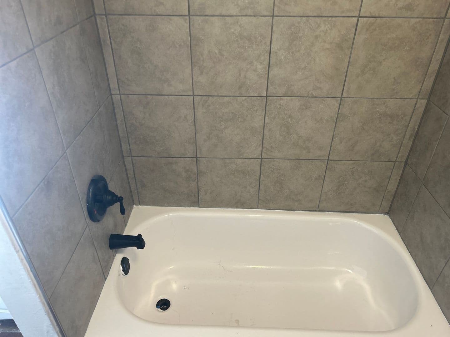 York Apartment: 301 N Queen Street