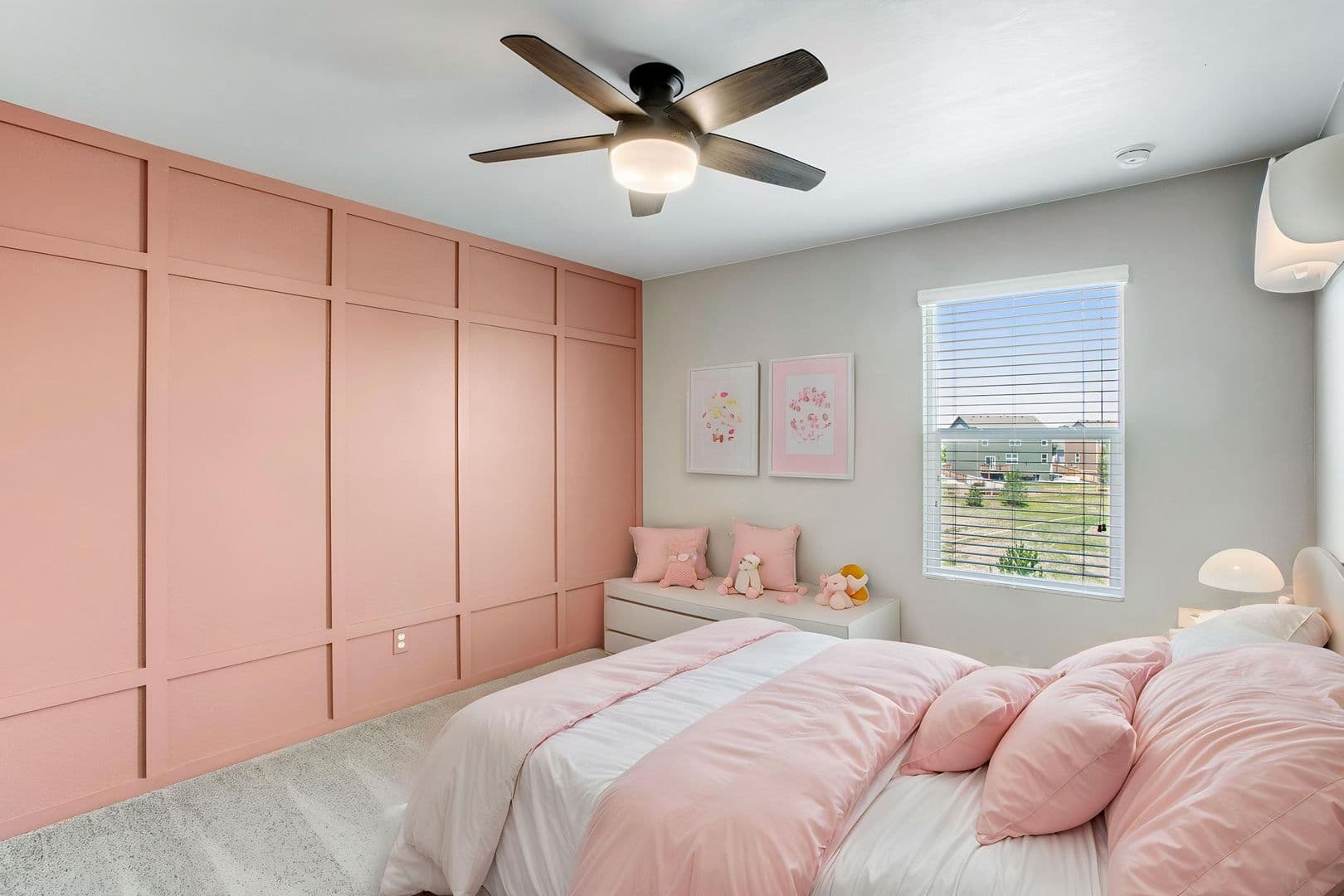 Windsor House: 912 Charlton Dr