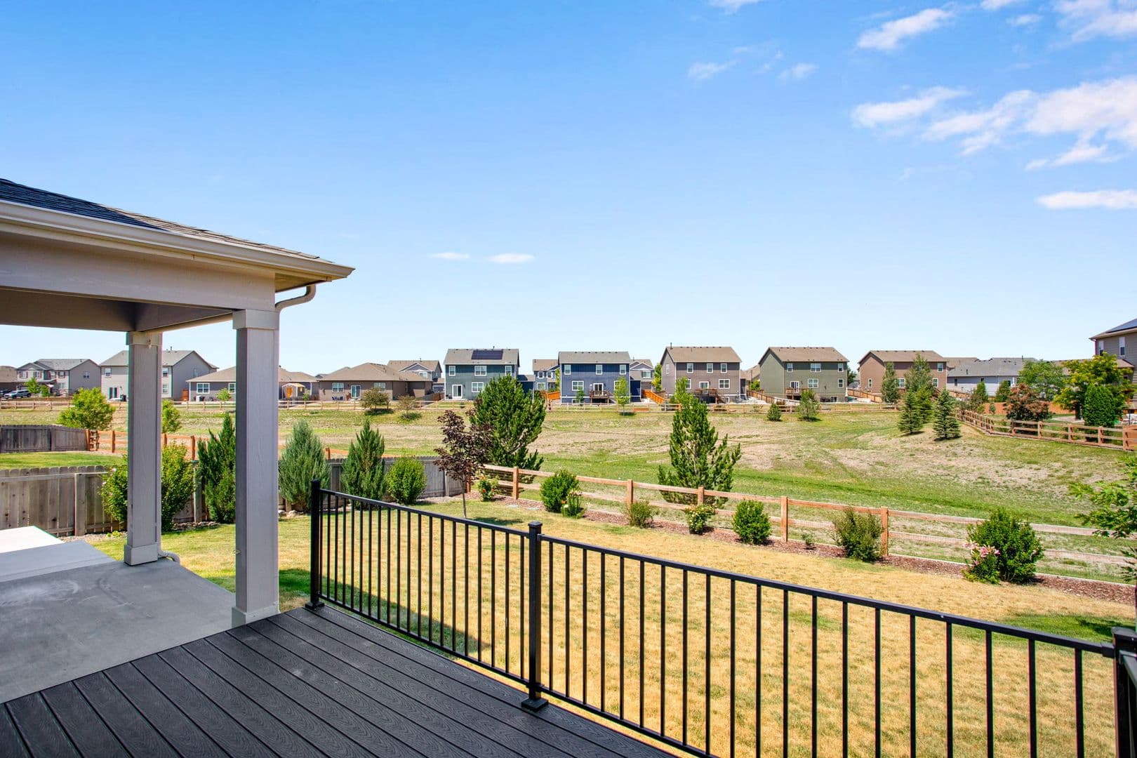 Windsor House: 912 Charlton Dr